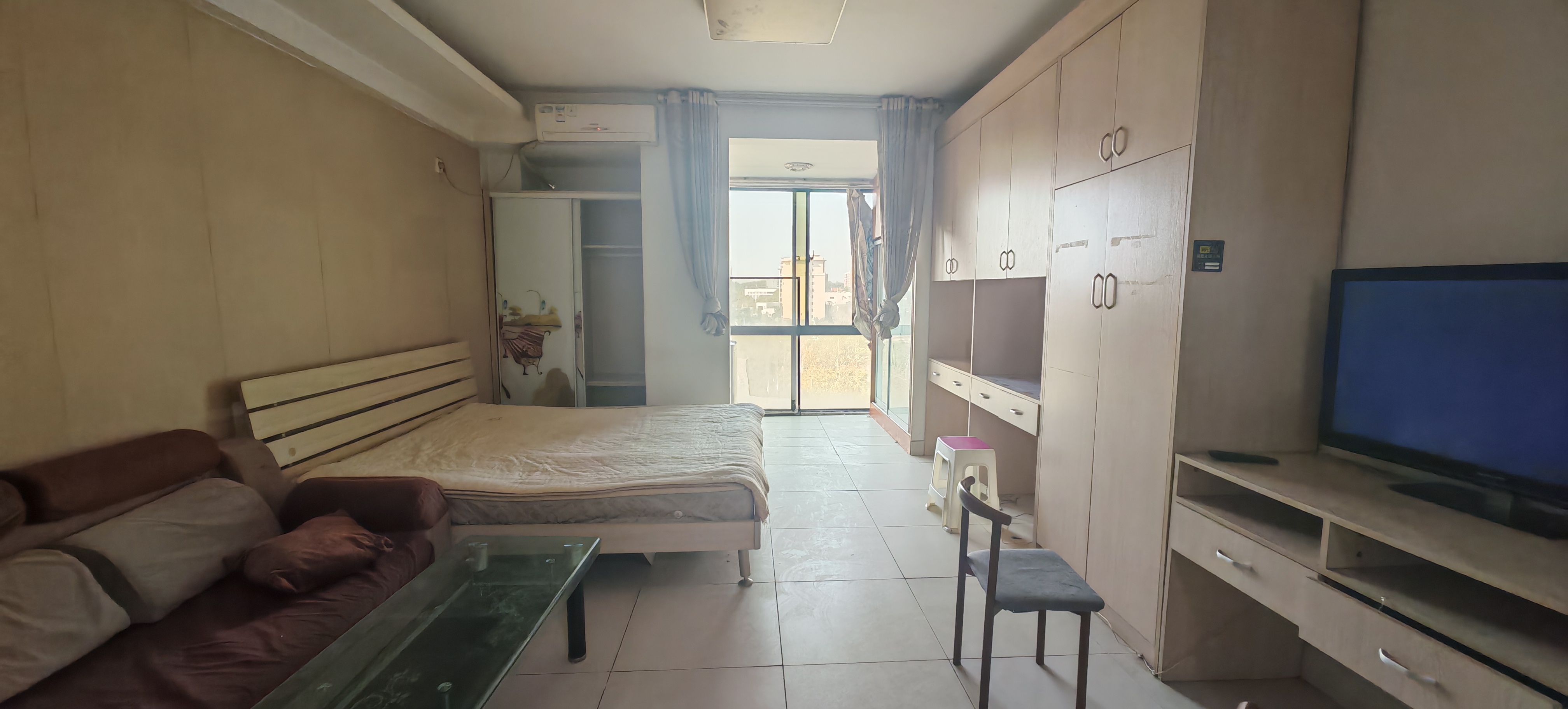 生活艺术城 1室1厅1卫 1400.0元/月 生活艺术城 1室1厅1卫 1400.0元/月室内图