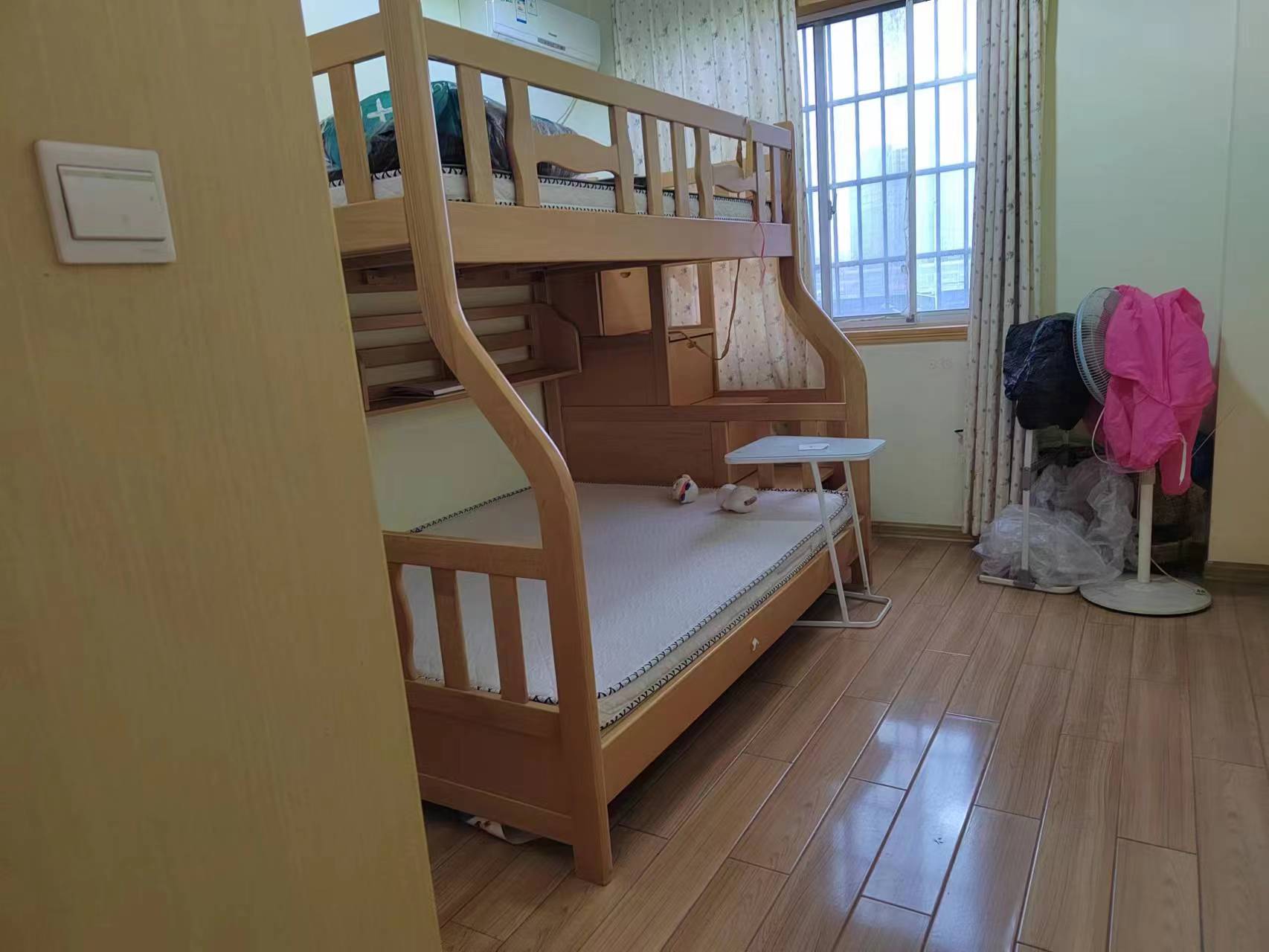 城市山水豪园（山水城市风景）  3室2厅2卫    2500.0元/月室内图