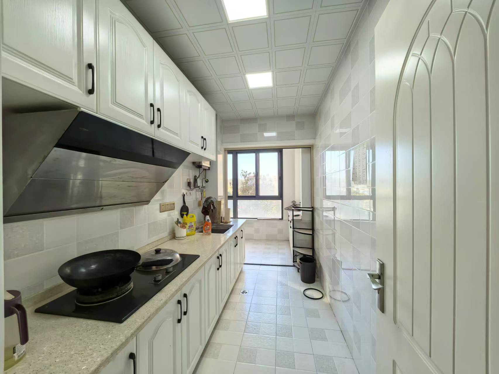 逸都花园 4室2厅2卫 2200.0元/月 逸都花园 4室2厅2卫 2200.0元/月室内图