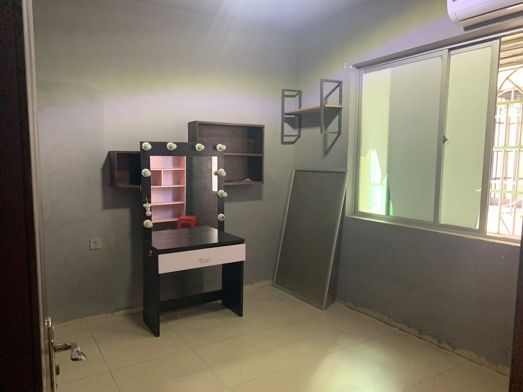 富豪大厦(富豪花园)  2室1厅1卫    85.0万 富豪大厦(富豪花园)  2室1厅1卫    85.0万室内图