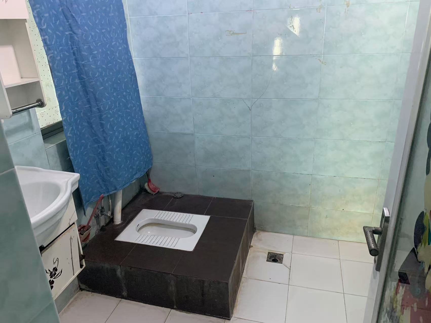 富豪大厦(富豪花园)  2室1厅1卫    85.0万 富豪大厦(富豪花园)  2室1厅1卫    85.0万室内图