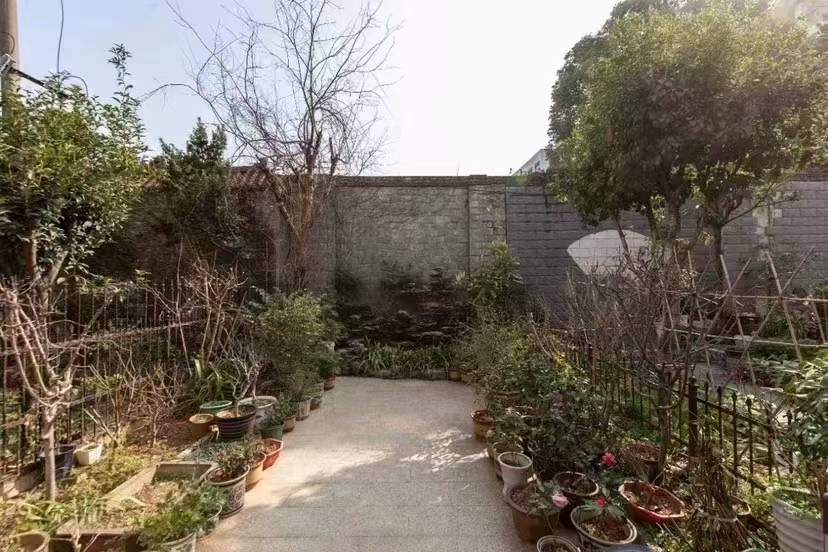 樱之谷别墅（ABCD区）  4室2厅2卫   12000.00元/月室内图1