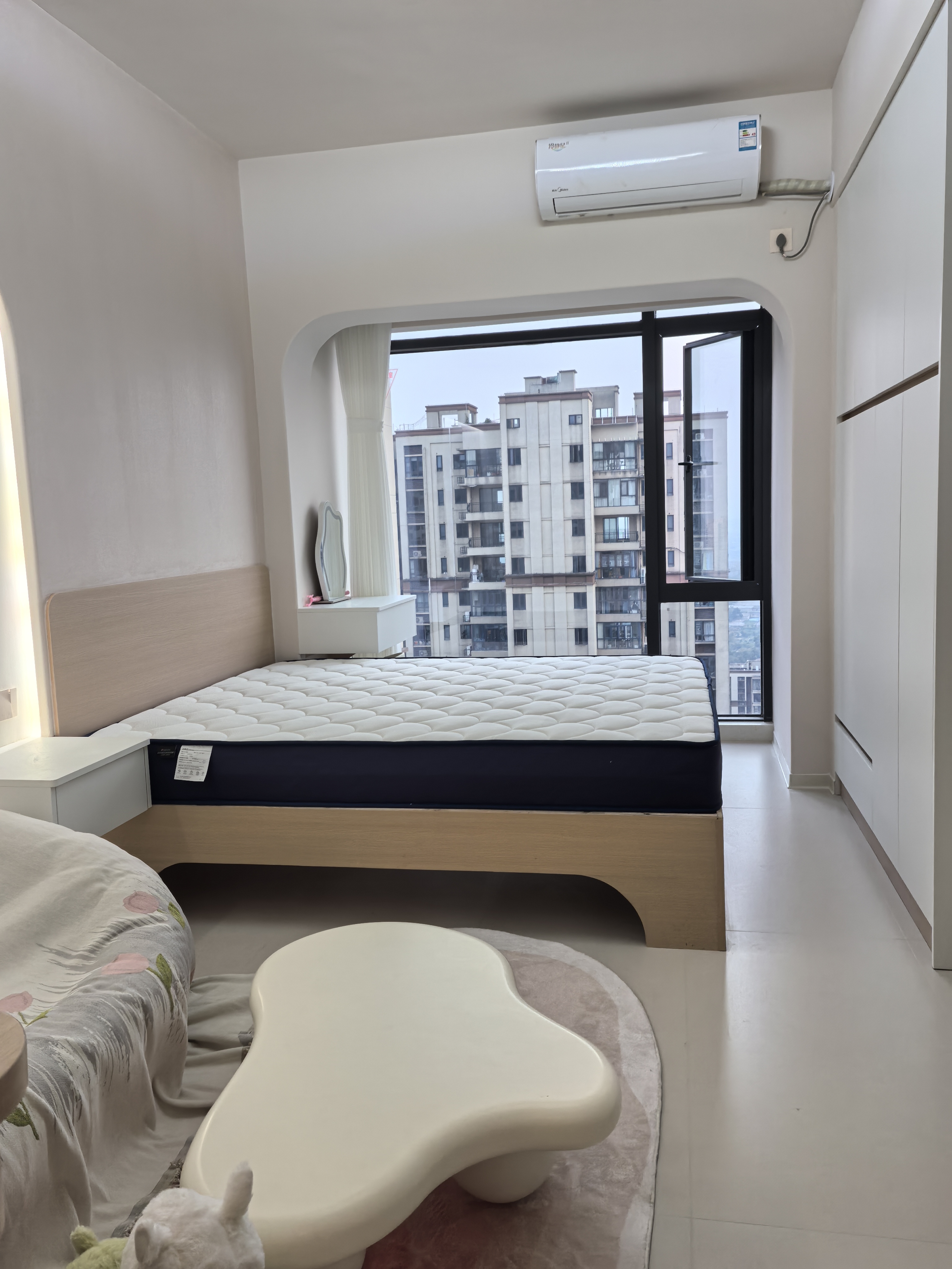 碧桂园壹中心 1室1厅1卫 1500.0元/月 碧桂园壹中心 1室1厅1卫 1500.0元/月室内图