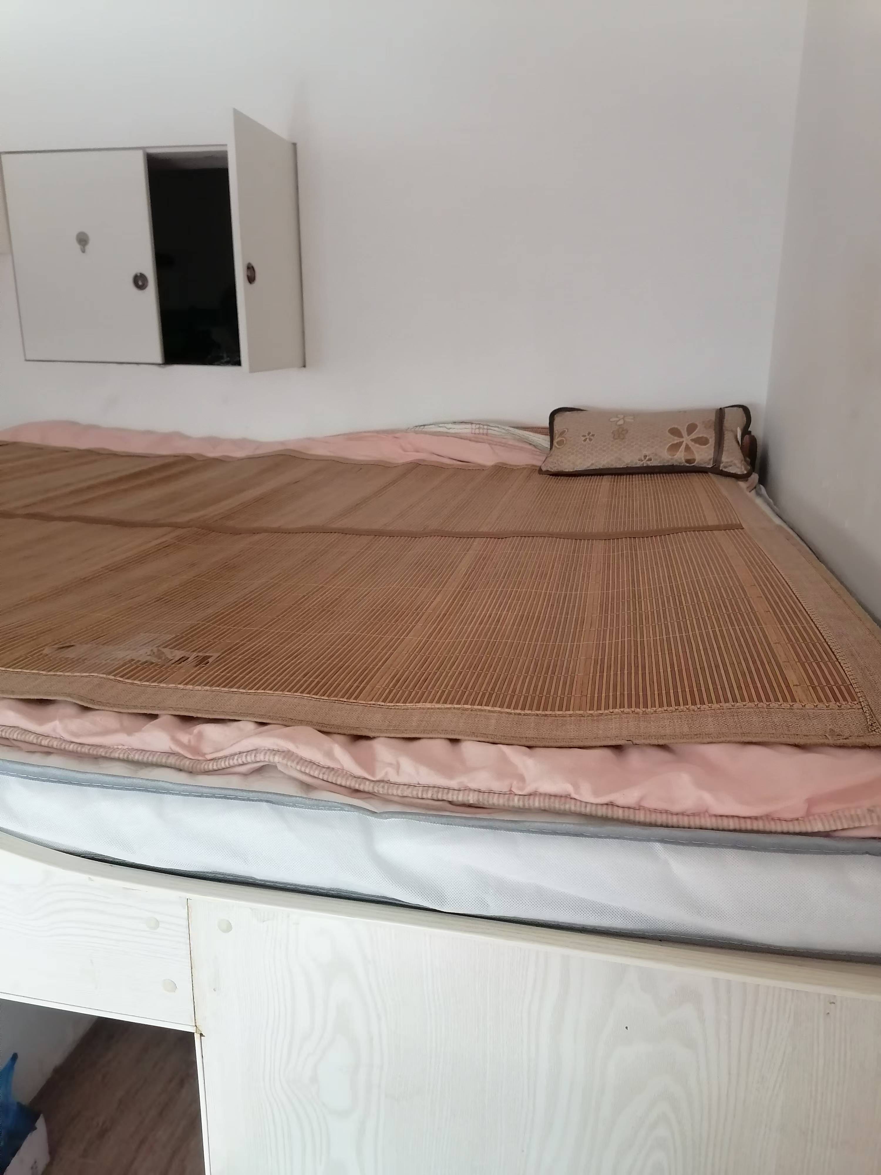 叠彩兰亭 1室1厅1卫 1200.0元/月 叠彩兰亭 1室1厅1卫 1200.0元/月室内图