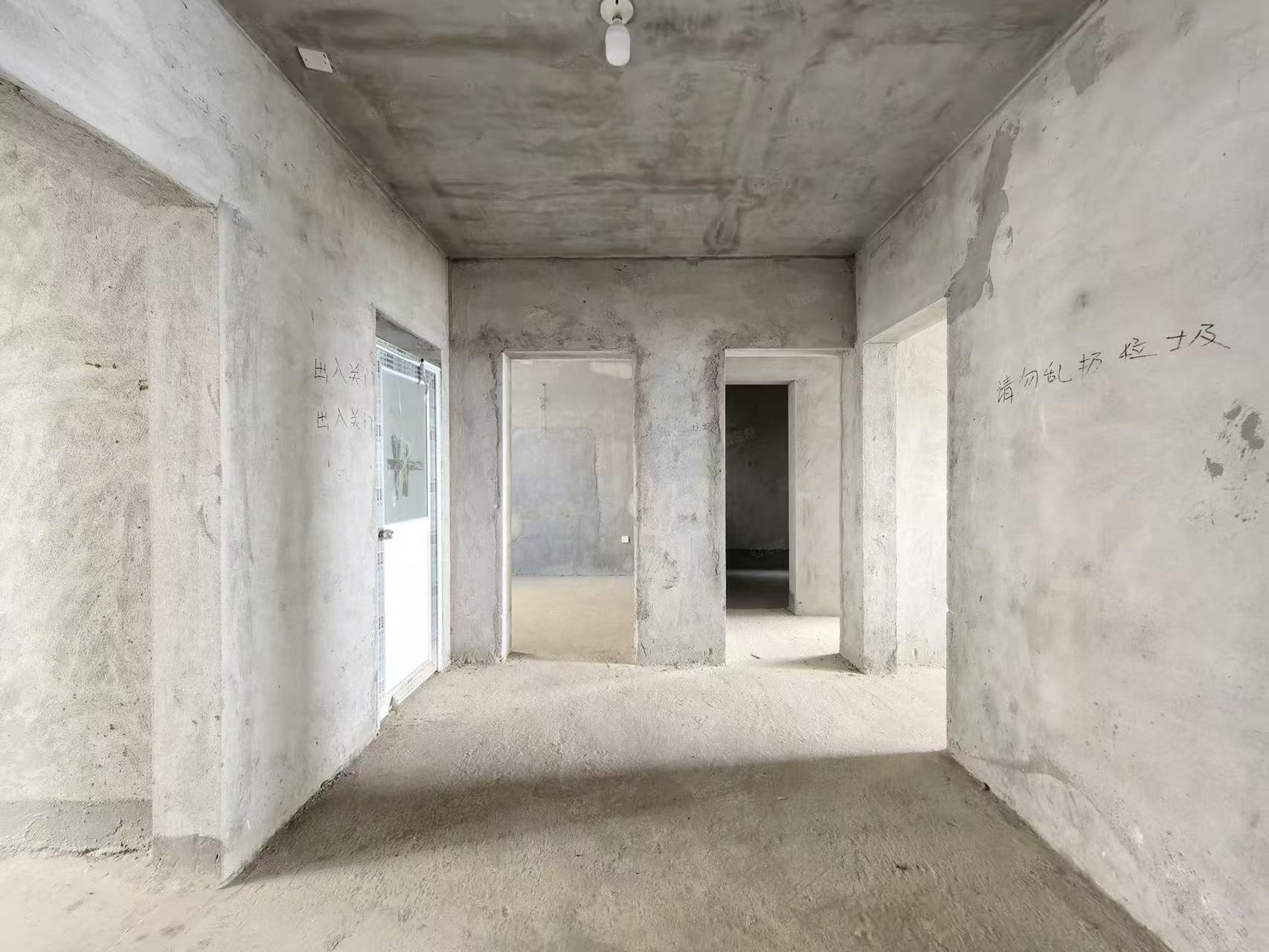 江滨家园 3室2厅2卫 1000.0元/月 江滨家园 3室2厅2卫 1000.0元/月室内图