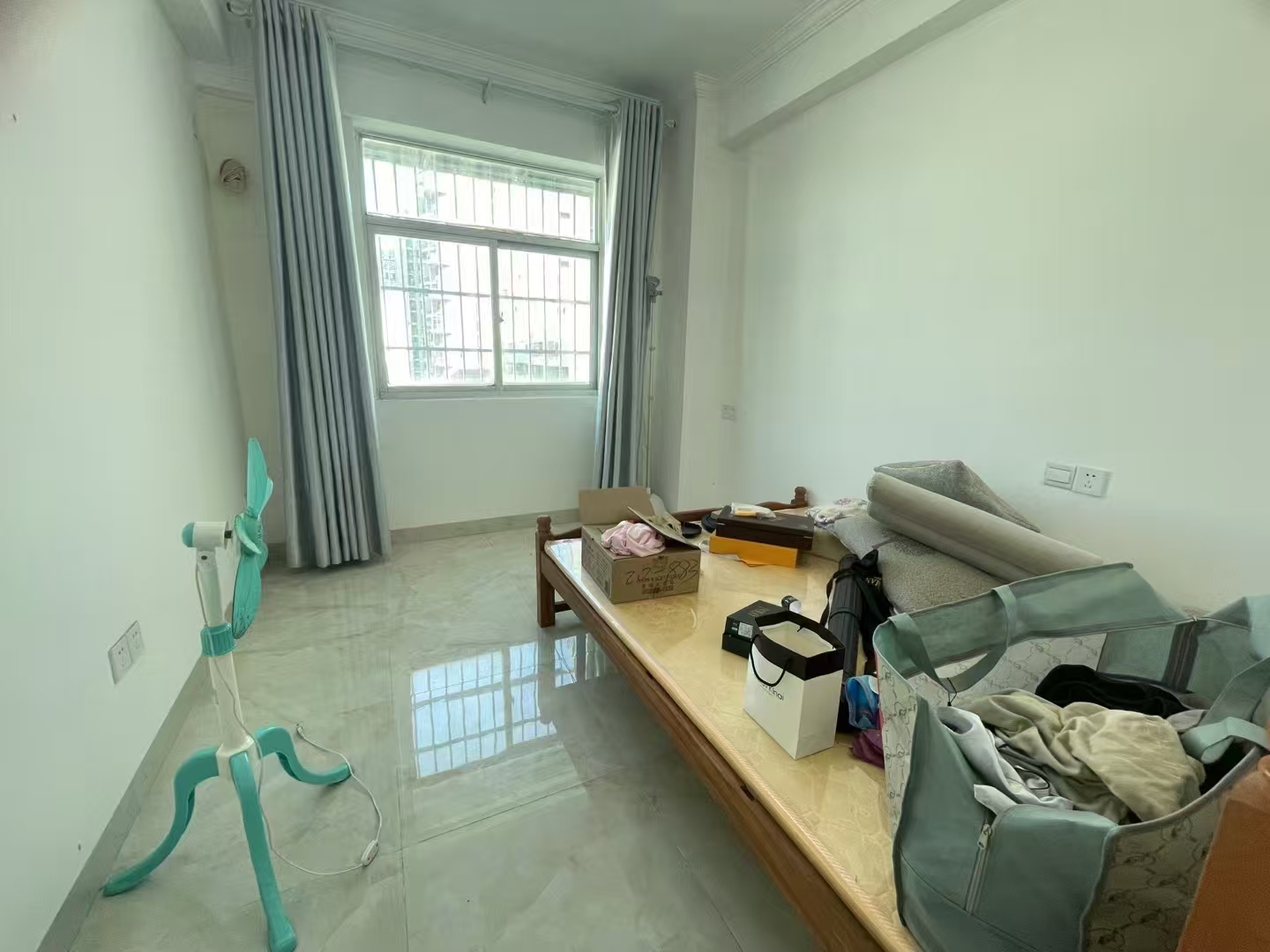 通华小区 3室2厅1卫 92.0万 通华小区 3室2厅1卫 92.0万室内图