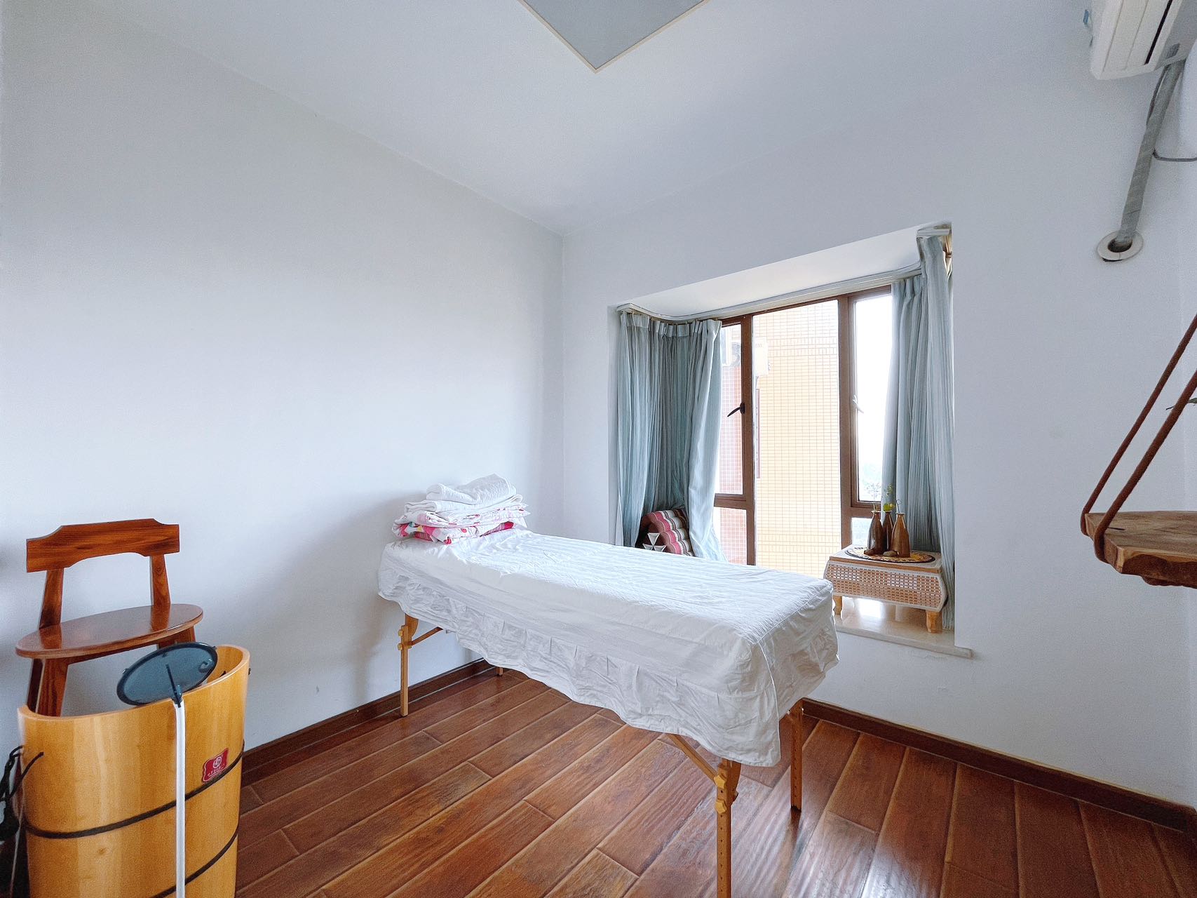 高信向日葵 2室2厅1卫 2500.0元/月 高信向日葵 2室2厅1卫 2500.0元/月室内图