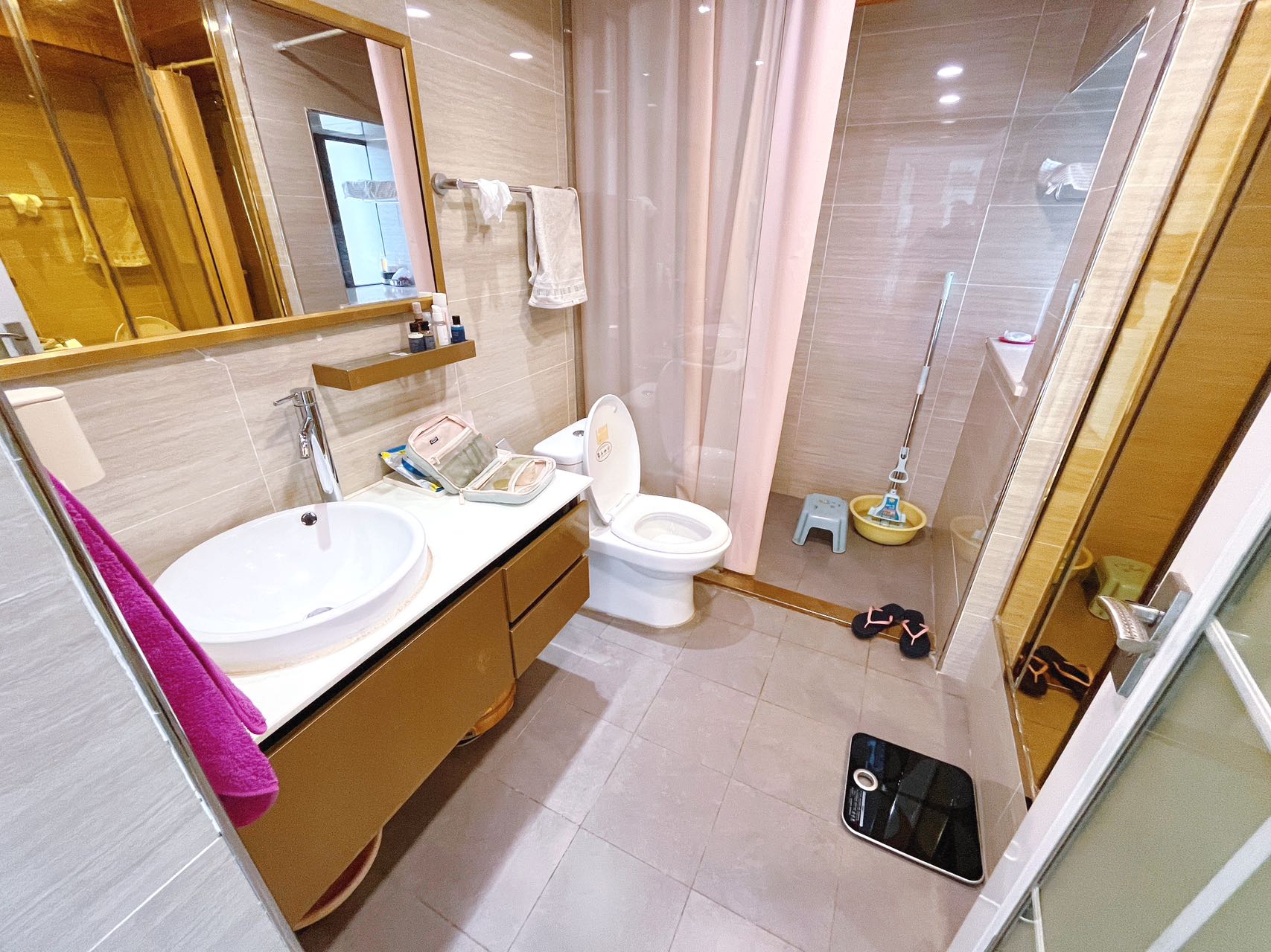 高信向日葵 2室2厅1卫 2500.0元/月 高信向日葵 2室2厅1卫 2500.0元/月室内图