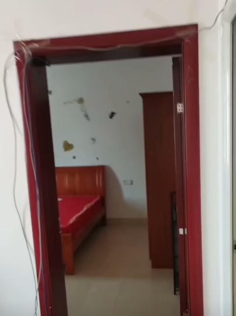 金锦路散盘(又叫交运楼) 1室1厅1卫 800.0元/月 金锦路散盘(又叫交运楼) 1室1厅1卫 800.0元/月室内图