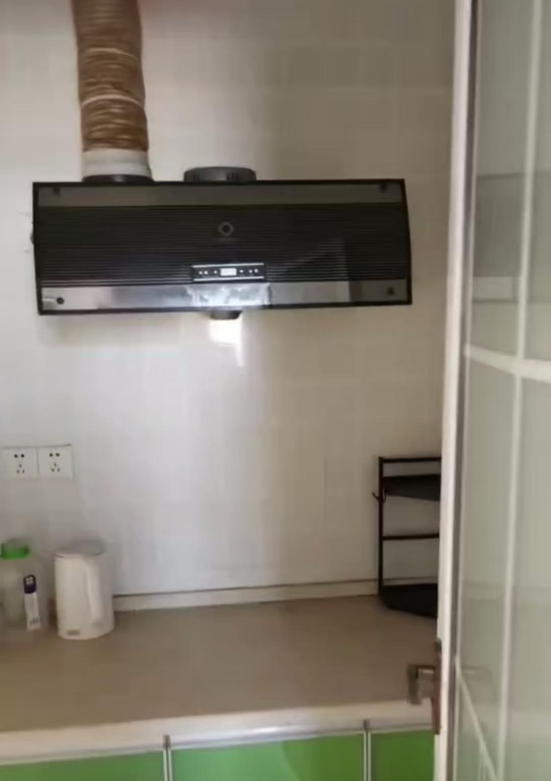 金锦路散盘(又叫交运楼) 1室1厅1卫 800.0元/月 金锦路散盘(又叫交运楼) 1室1厅1卫 800.0元/月室内图