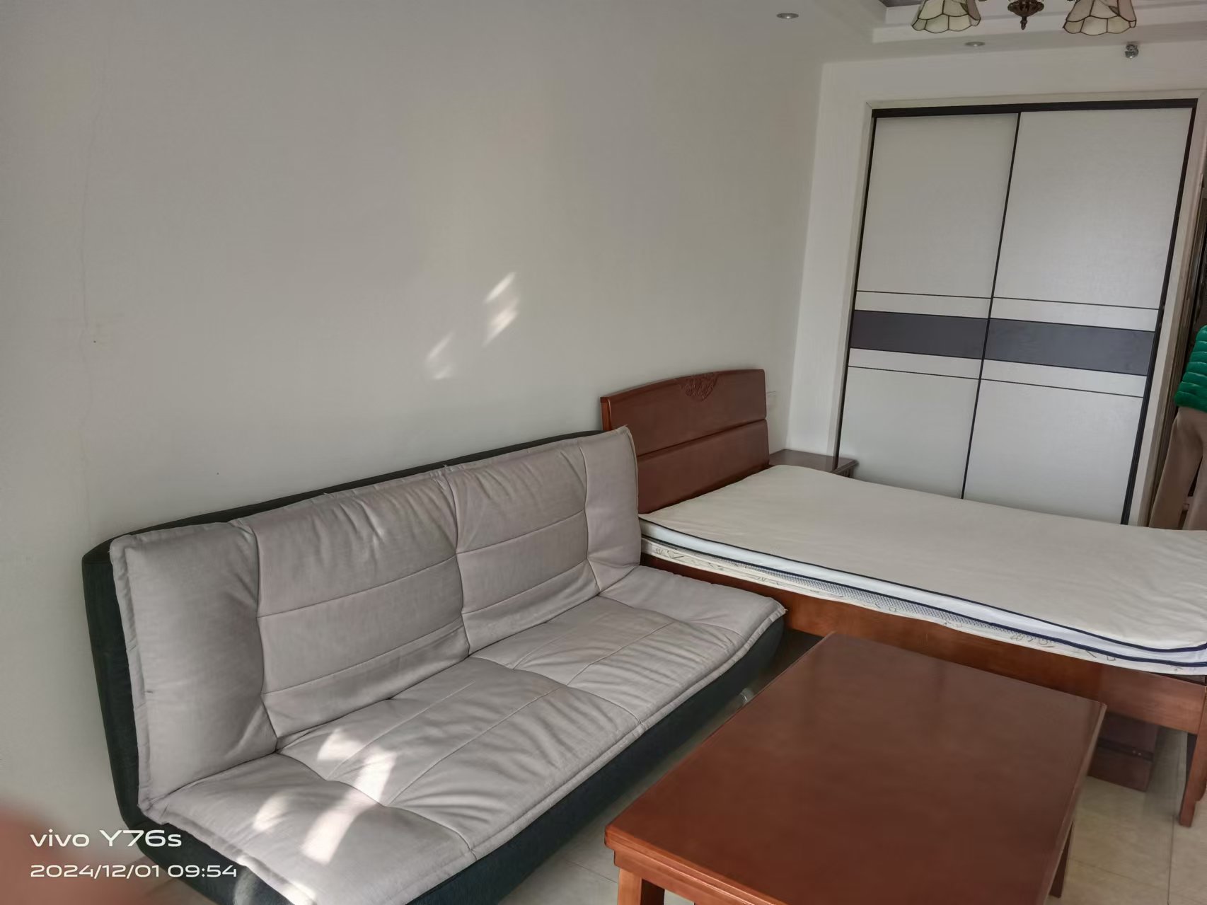 怡海星城 1室1厅1卫 1100.0元/月 怡海星城 1室1厅1卫 1100.0元/月室内图