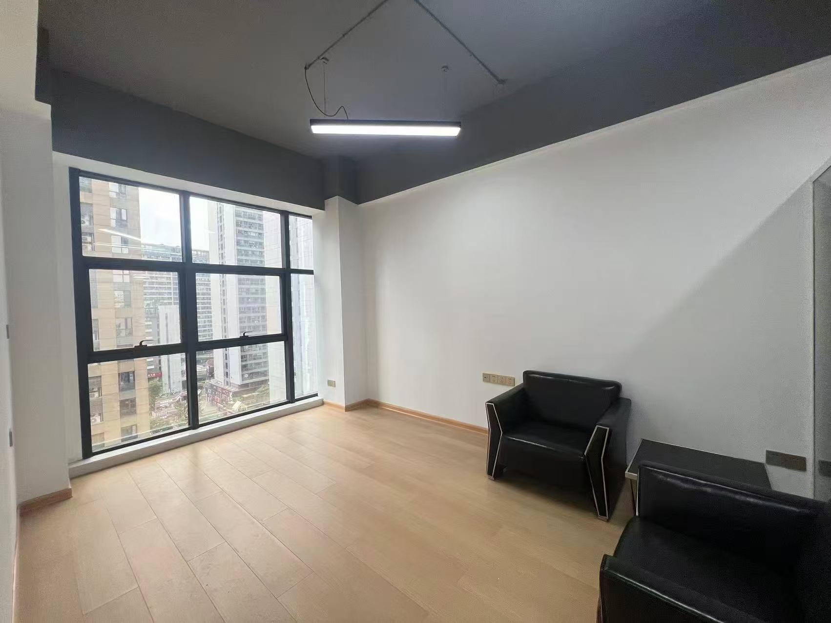 御溪国际 1室1厅1卫 1700.0元/月 御溪国际 1室1厅1卫 1700.0元/月室内图