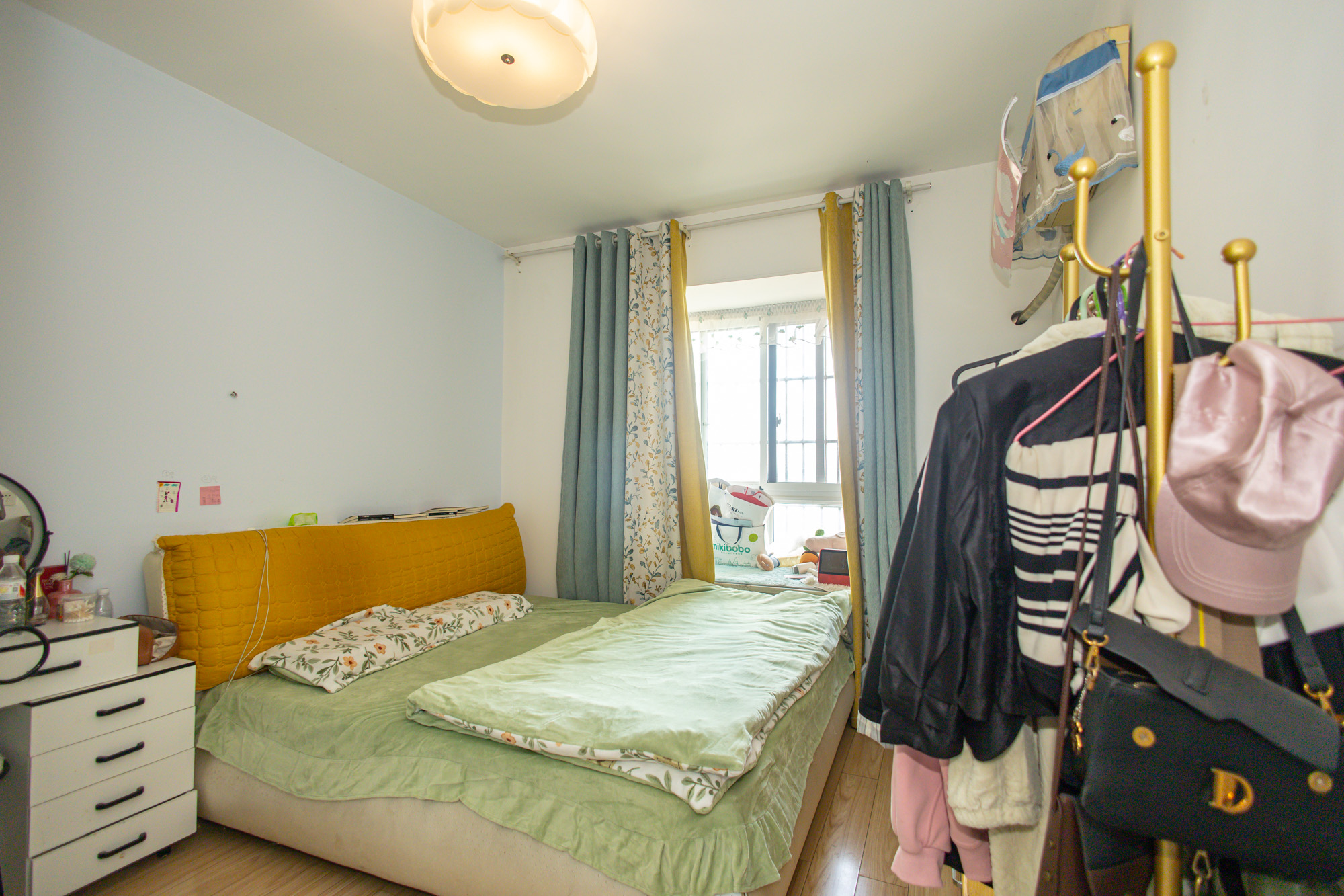 紫晶城 4室2厅1卫 63.8万 紫晶城 4室2厅1卫 63.8万卧室