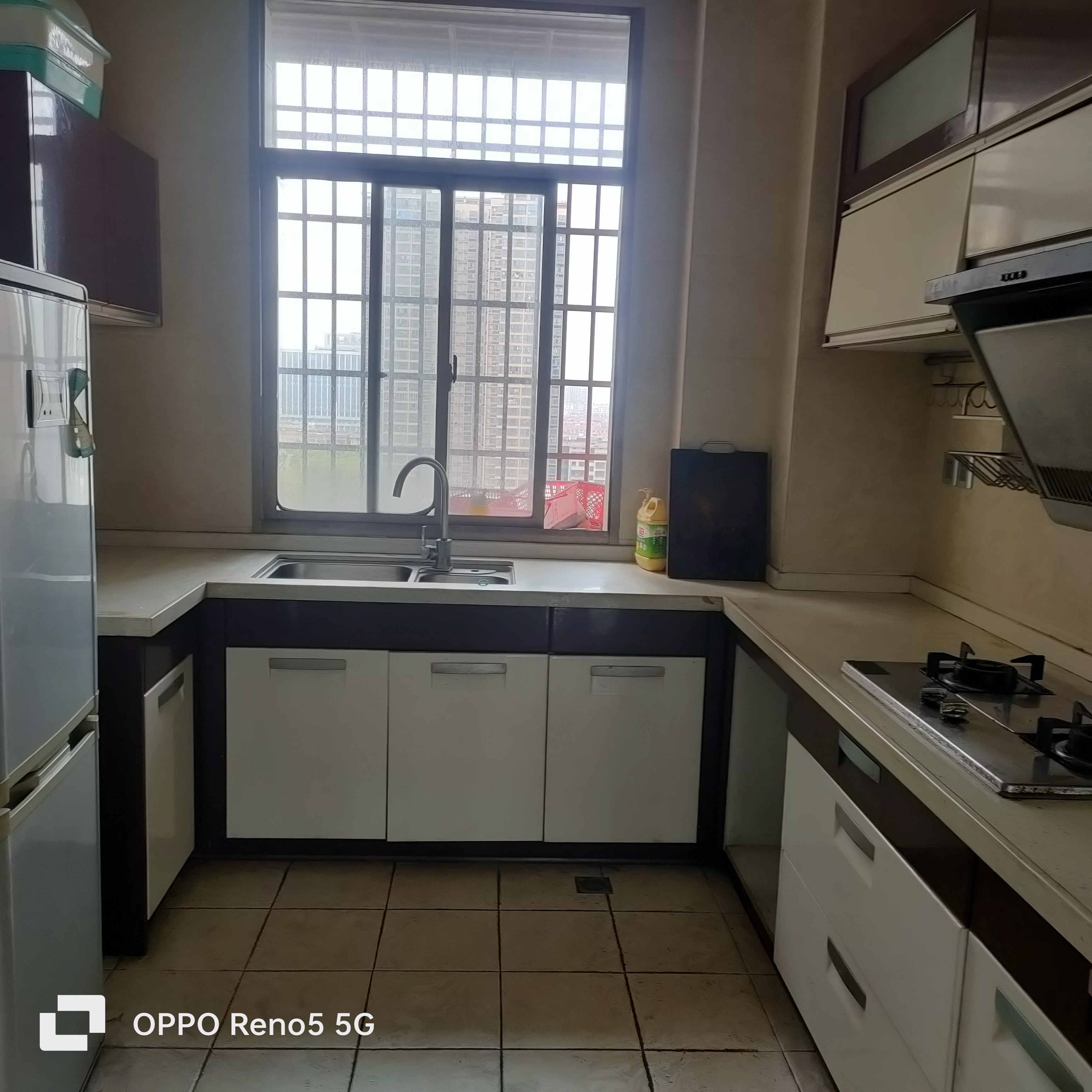 仁和小区  3室2厅2卫    80.0万室内图