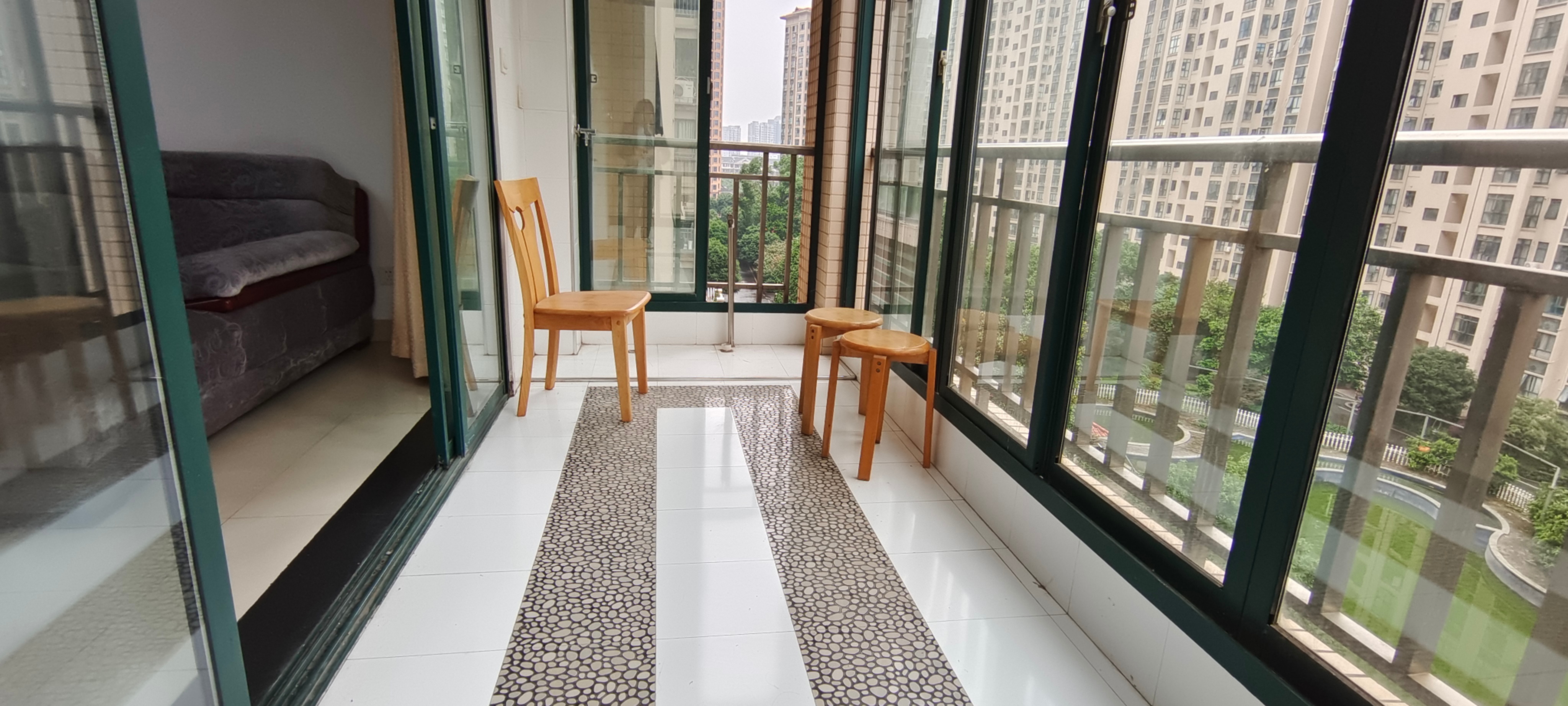 北美阳光城 4室2厅2卫 2600.0元/月 北美阳光城 4室2厅2卫 2600.0元/月室内图