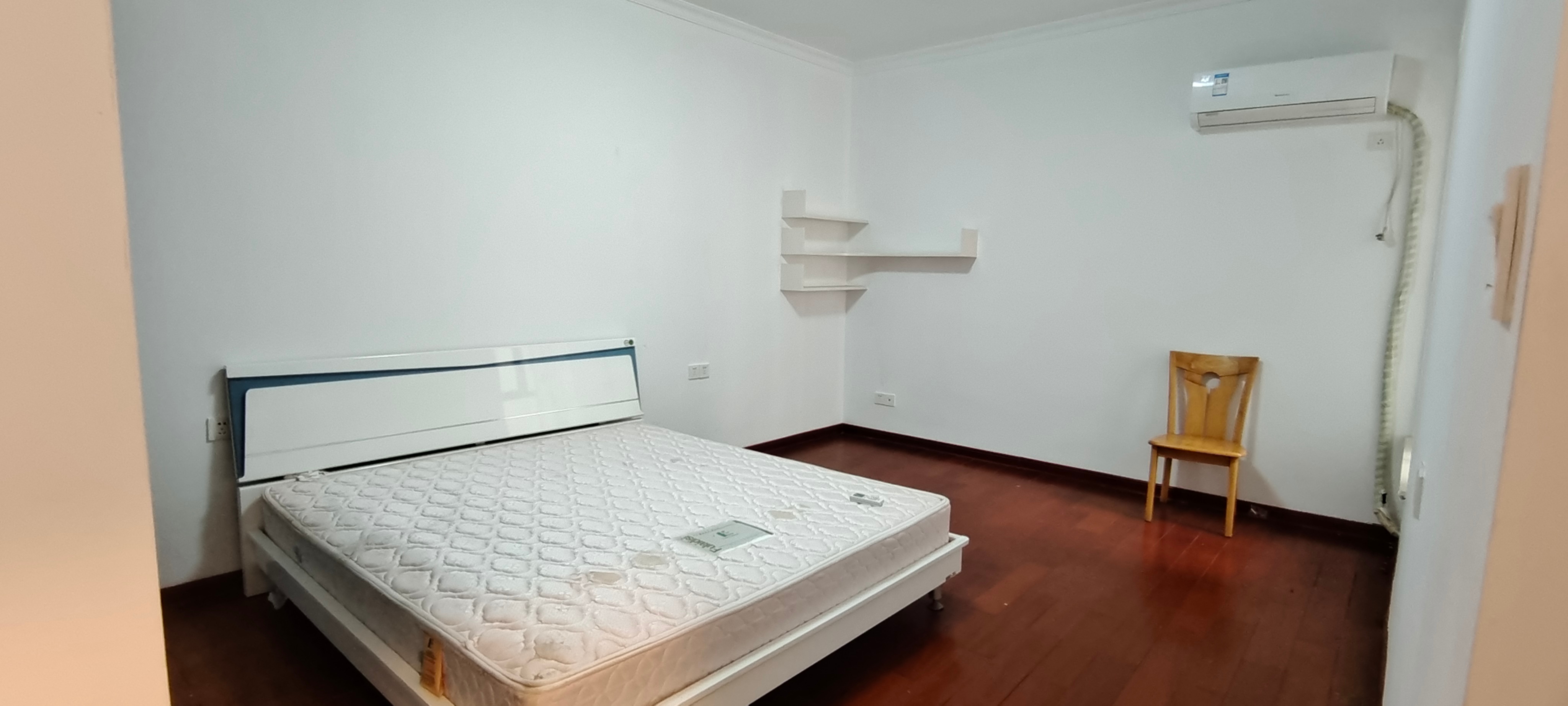 北美阳光城 4室2厅2卫 2600.0元/月 北美阳光城 4室2厅2卫 2600.0元/月室内图