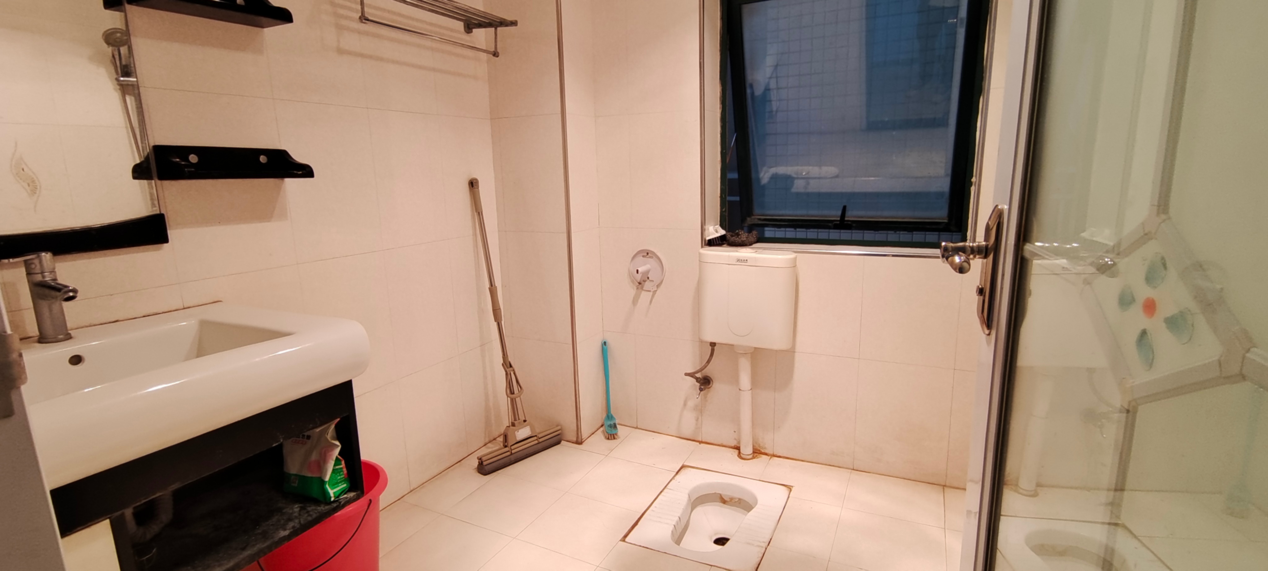 北美阳光城 4室2厅2卫 2600.0元/月 北美阳光城 4室2厅2卫 2600.0元/月室内图