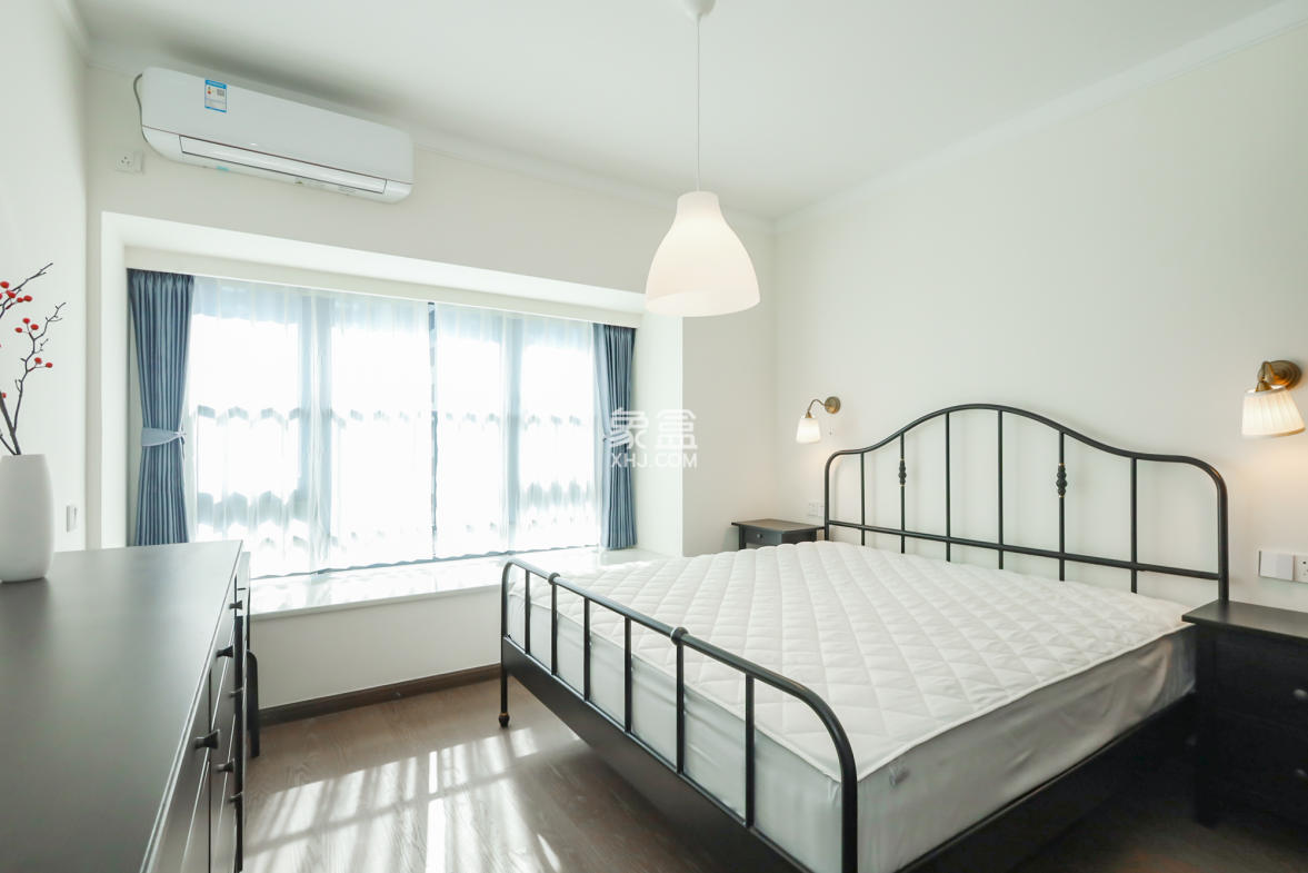 滨江府1913  1室0厅0卫    245.0万 滨江府1913  1室0厅0卫    245.0万卧室