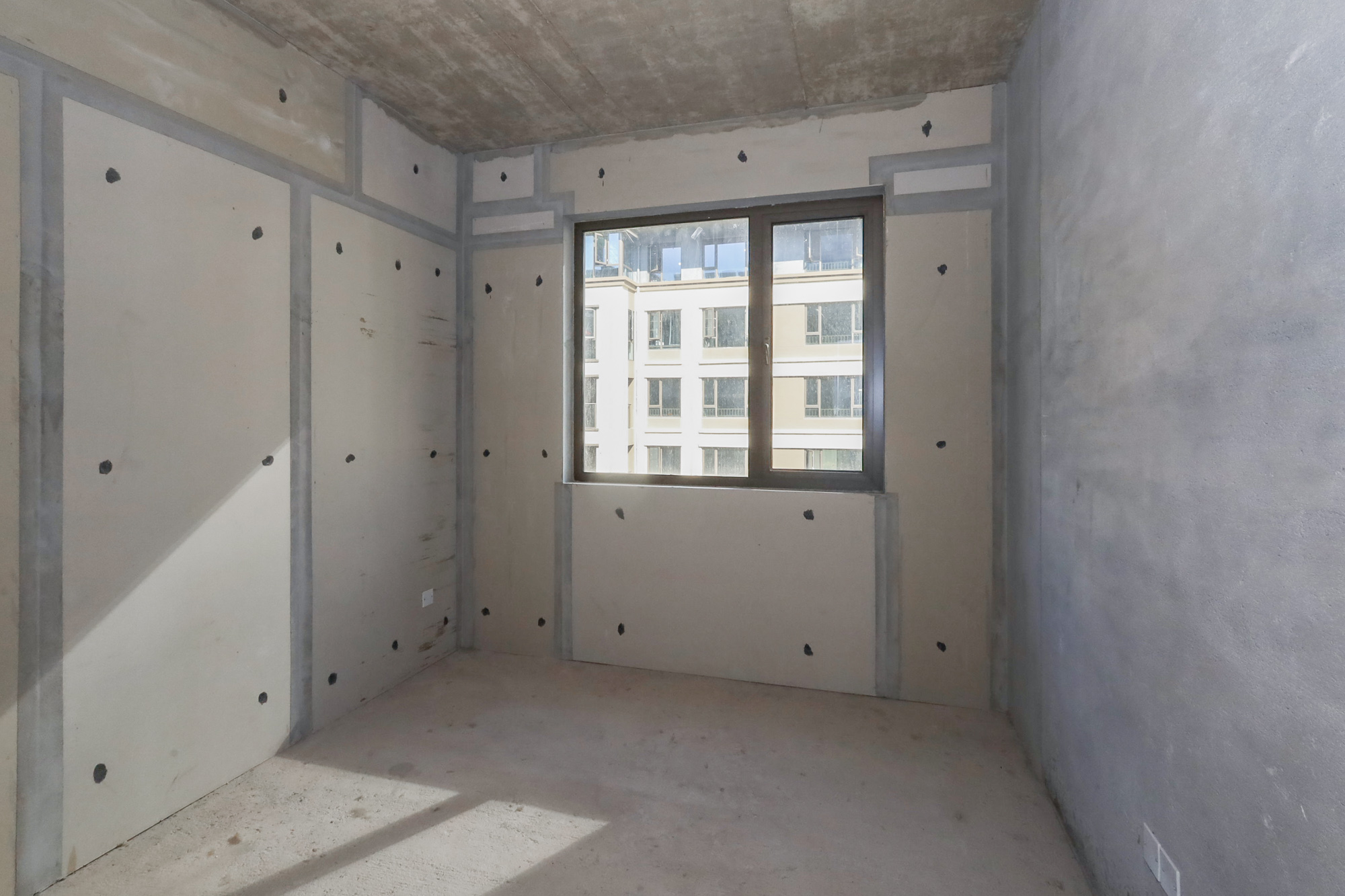 正荣滨江紫阙台 4室2厅3卫 278.0万 正荣滨江紫阙台 4室2厅3卫 278.0万卧室