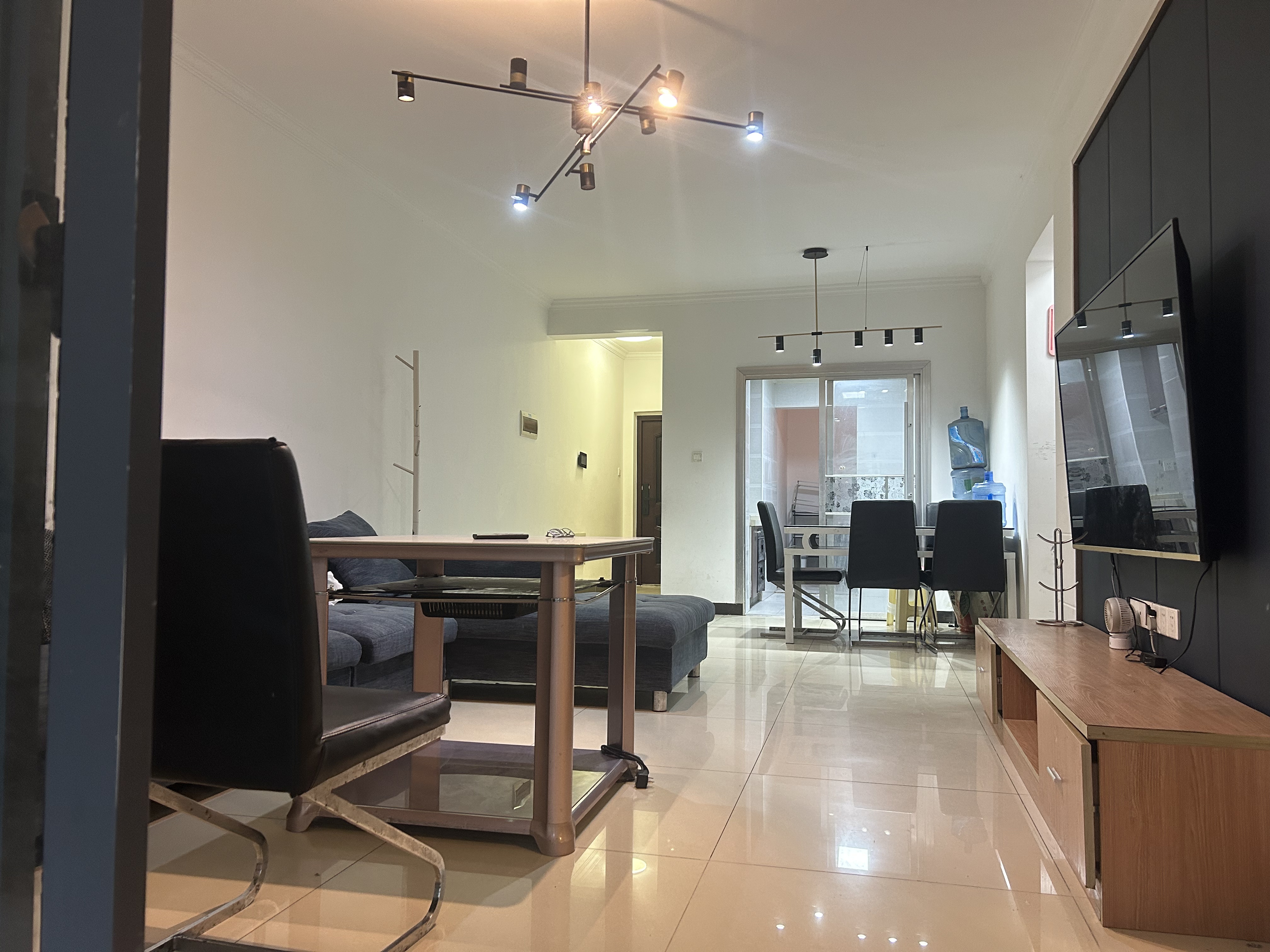 五矿紫湖香醍 3室2厅1卫 1800.0元/月 五矿紫湖香醍 3室2厅1卫 1800.0元/月户型图