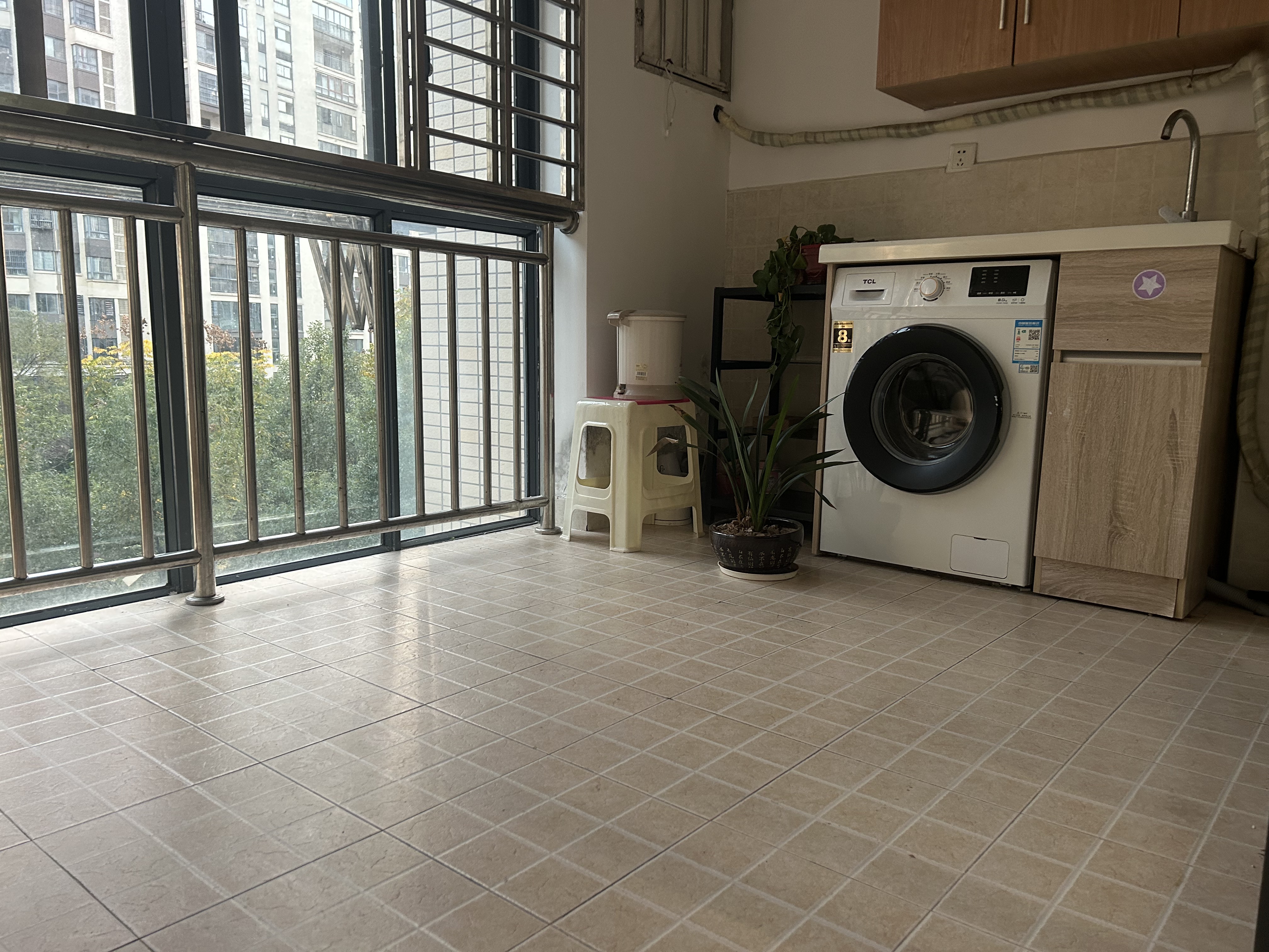 五矿紫湖香醍 3室2厅1卫 1800.0元/月 五矿紫湖香醍 3室2厅1卫 1800.0元/月户型图