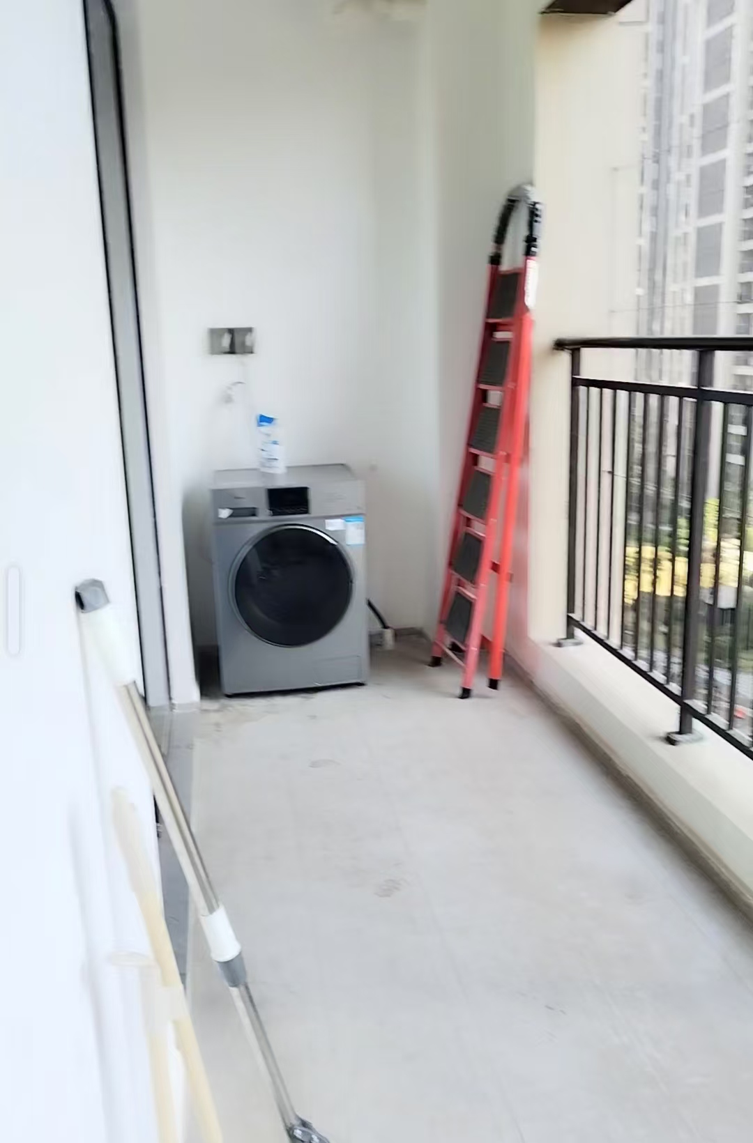金茂建发观悦  3室2厅2卫    3500.0元/月室内图