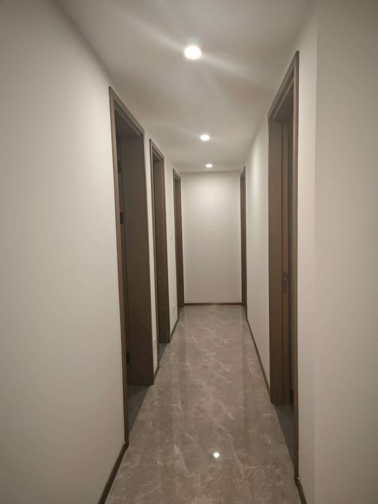 金茂建发观悦  4室2厅2卫   3800.00元/月室内图