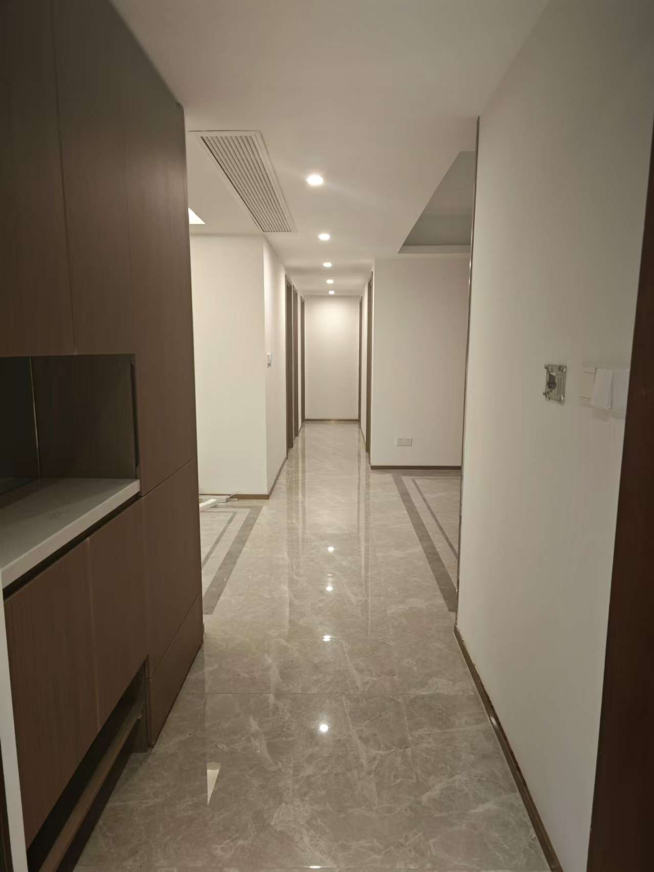 金茂建发观悦  4室2厅2卫   3800.00元/月室内图