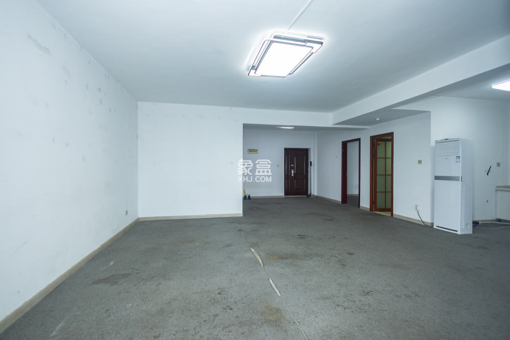 财富港湾(绿领大厦) 3室1厅1卫 2000.0元/月 财富港湾(绿领大厦) 3室1厅1卫 2000.0元/月室内图