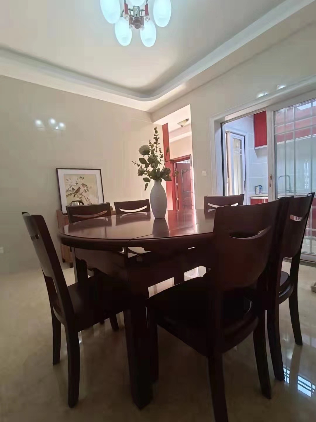 星月都会  3室2厅2卫    2400.0元/月 星月都会  3室2厅2卫    2400.0元/月室内图