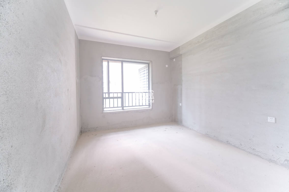 荣盛城 4室2厅3卫 138.8万 荣盛城 4室2厅3卫 138.8万卧室