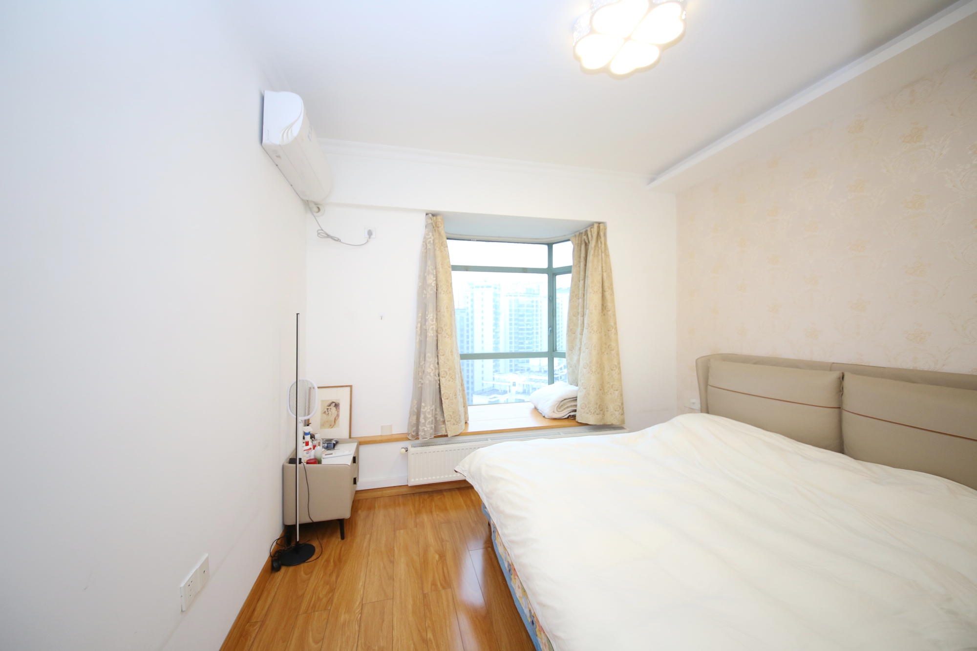 梦泽园  2室2厅1卫    118.0万卧室