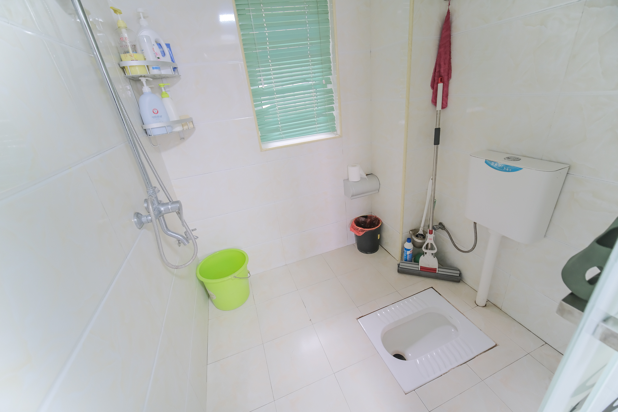 中安善化国际 4室2厅2卫 68.0万 中安善化国际 4室2厅2卫 68.0万卫生间