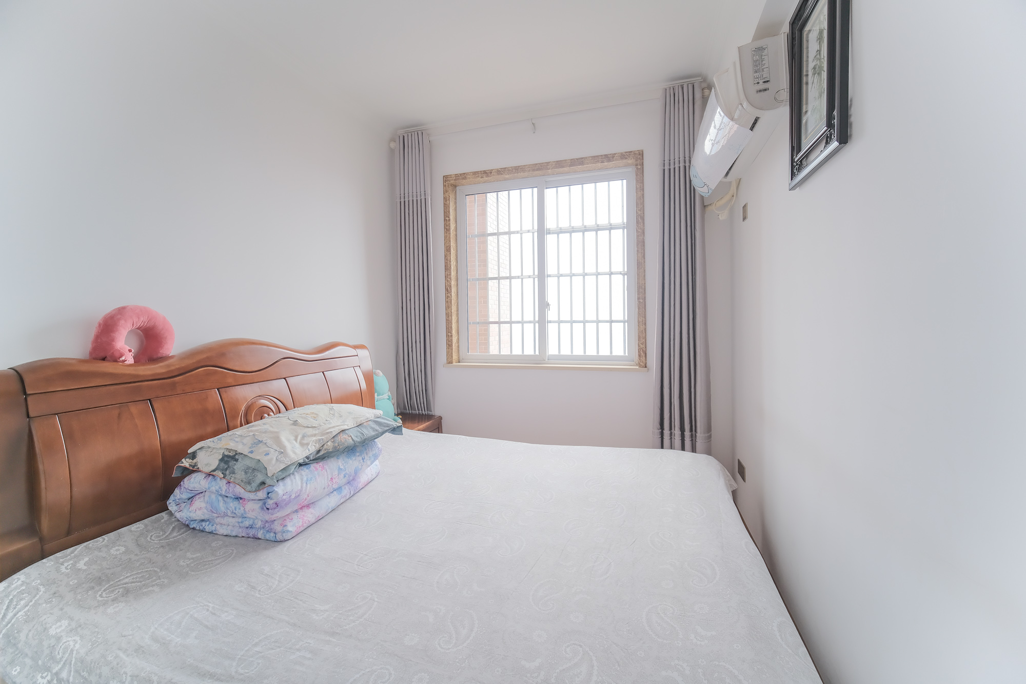 中安善化国际 4室2厅2卫 68.0万 中安善化国际 4室2厅2卫 68.0万卧室