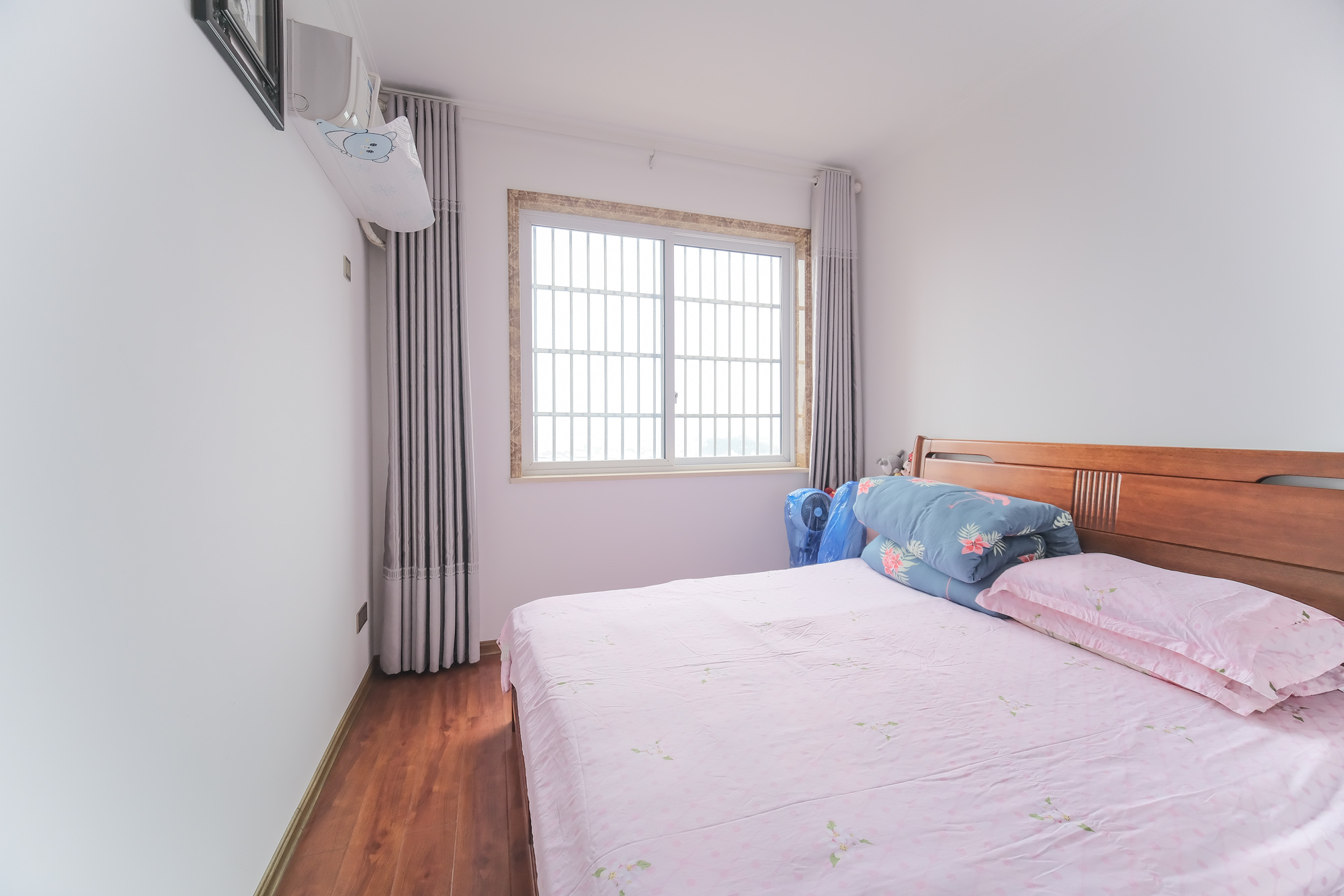 中安善化国际 4室2厅2卫 68.0万 中安善化国际 4室2厅2卫 68.0万卧室