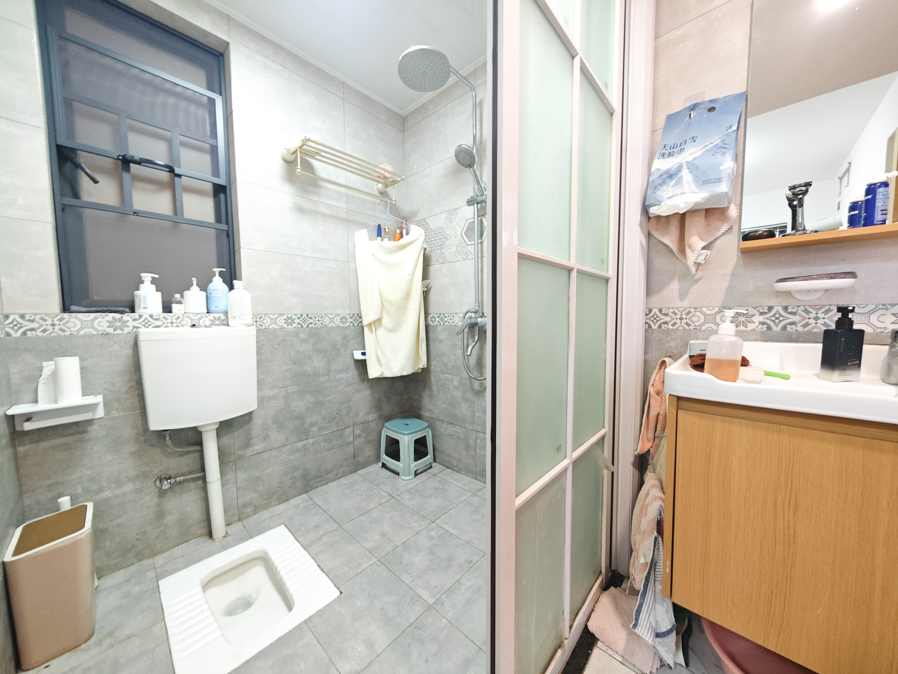 保利城（中航城国际社区、郡原美村）  3室2厅2卫   103.00万卫生间