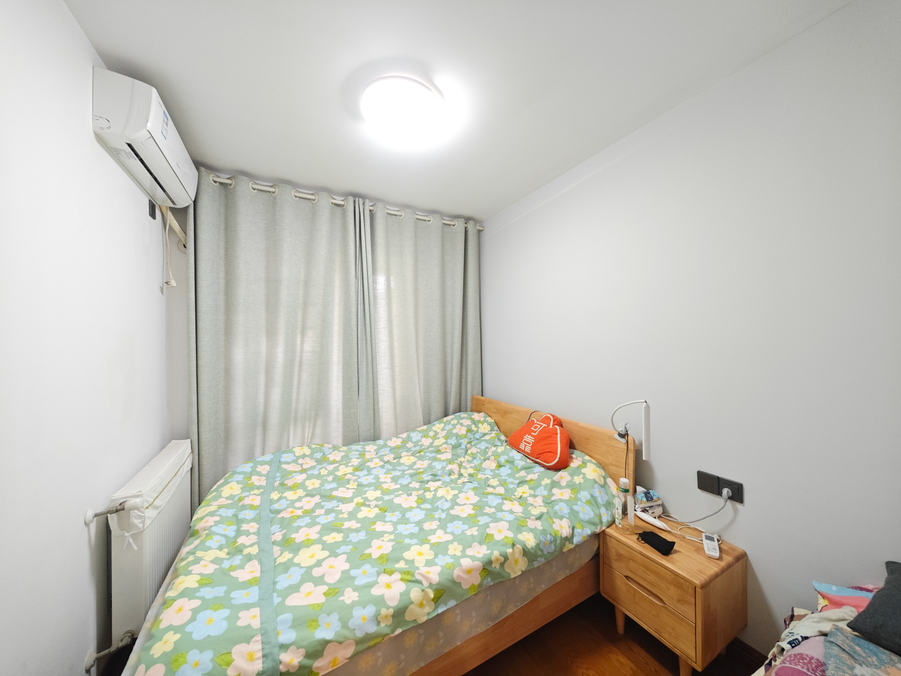 保利城（中航城国际社区、郡原美村）  3室2厅2卫   103.00万卧室