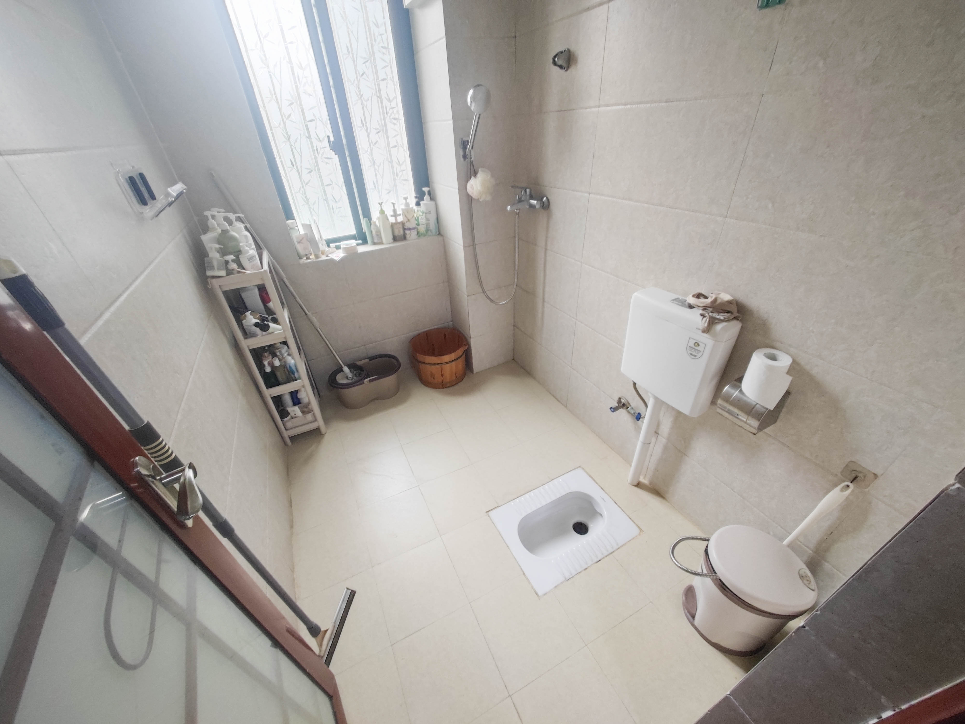 华盛世纪新城  3室2厅1卫    92.0万 华盛世纪新城  3室2厅1卫    92.0万卫生间