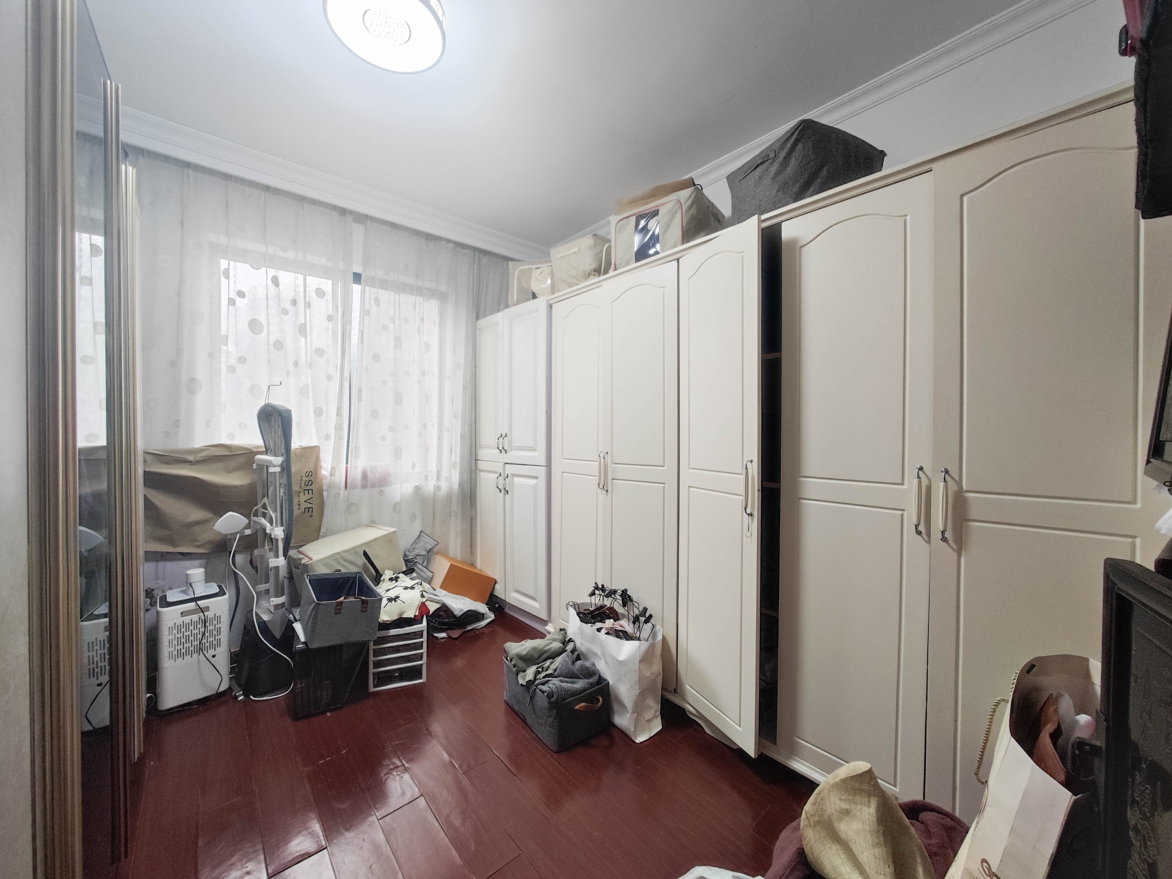 华盛世纪新城  3室2厅1卫    92.0万 华盛世纪新城  3室2厅1卫    92.0万卧室