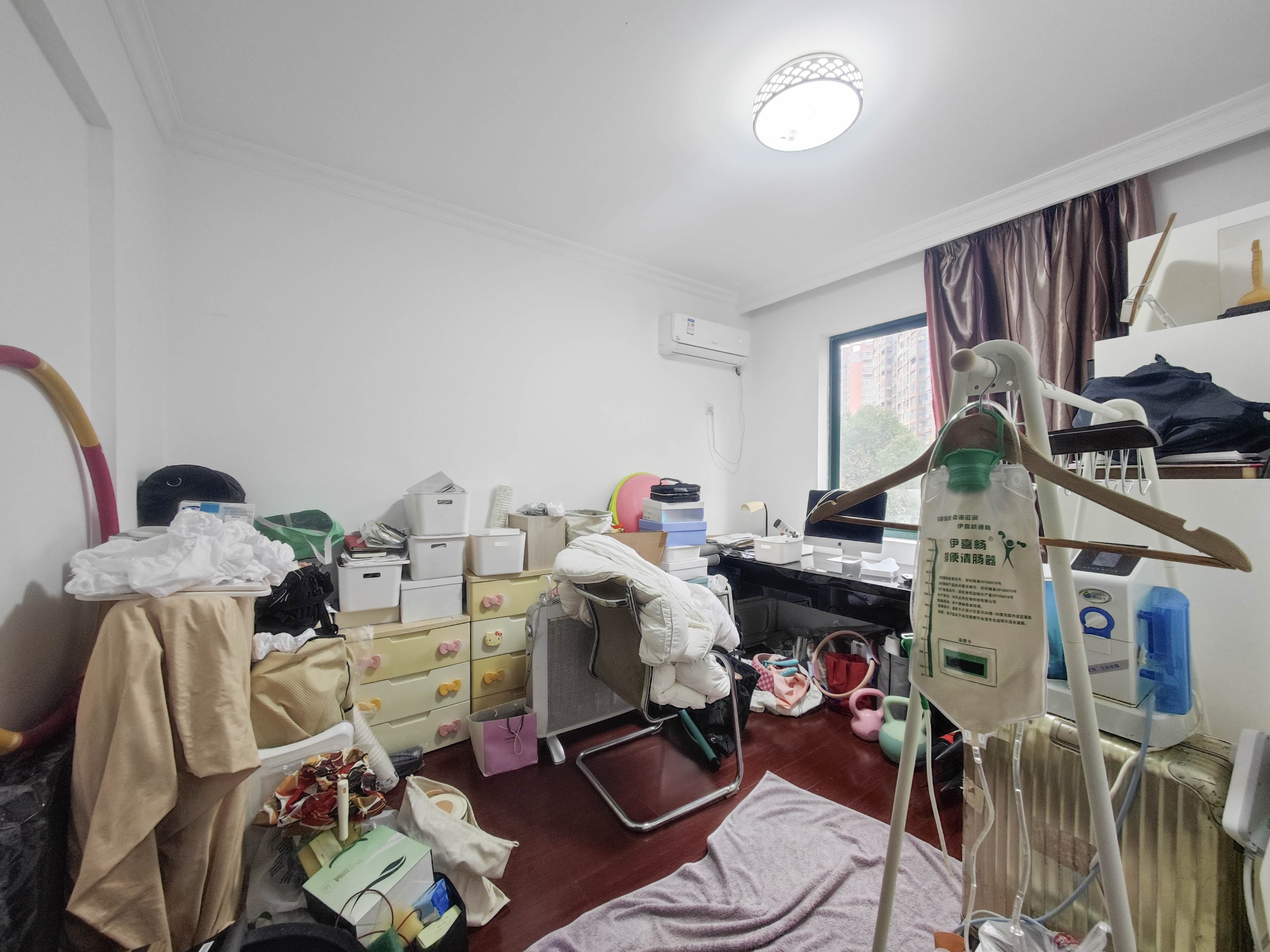 华盛世纪新城  3室2厅1卫    92.0万 华盛世纪新城  3室2厅1卫    92.0万卧室