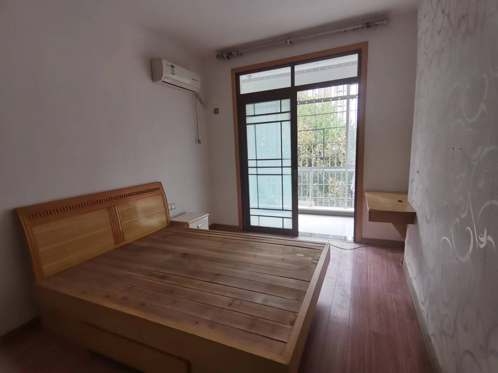 大汉巨龙家园  0室0厅0卫    1600.0元/月 大汉巨龙家园  0室0厅0卫    1600.0元/月室内图