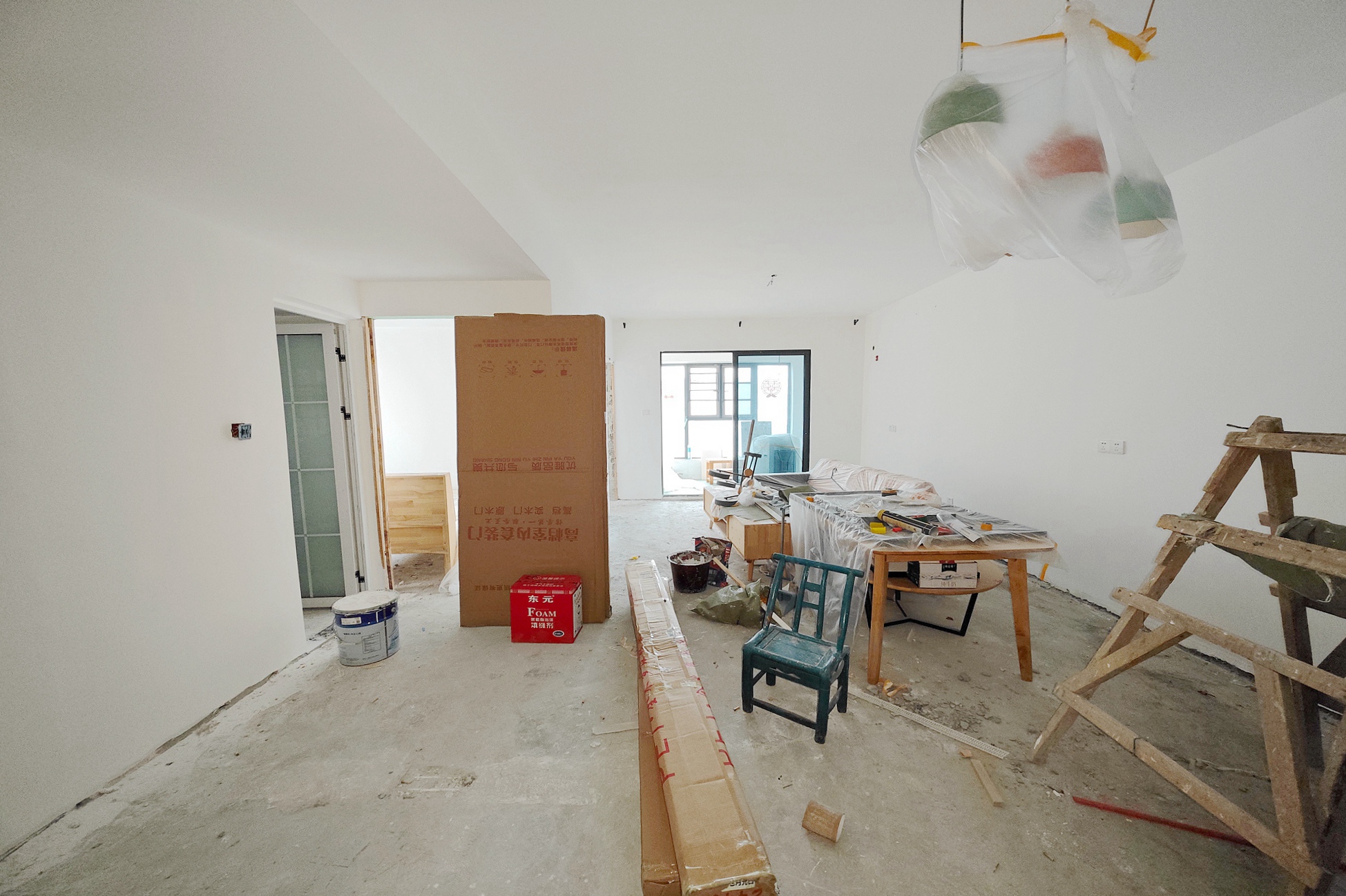 建发中央悦府  3室2厅2卫   132.00万客厅