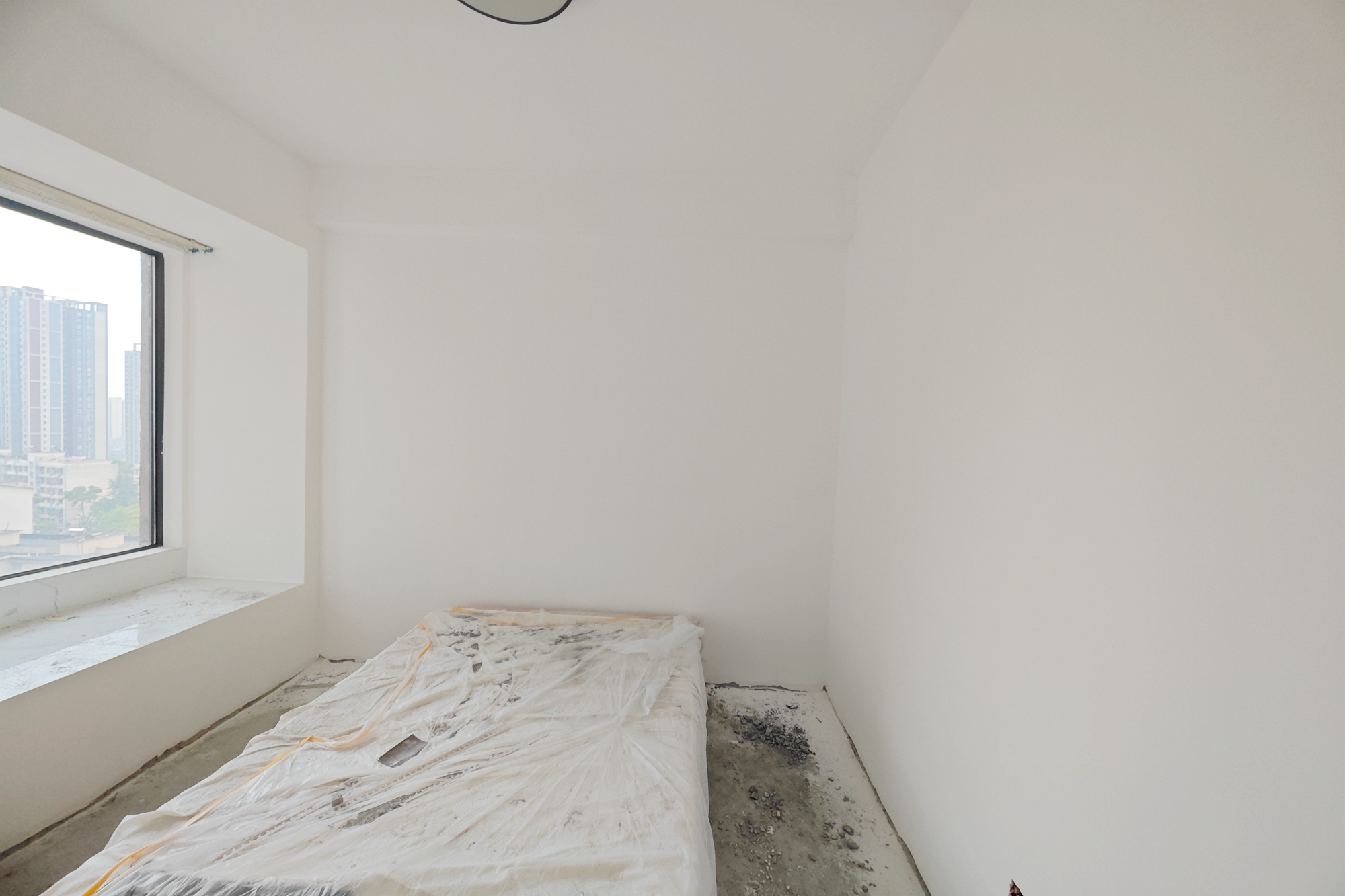 建发中央悦府  3室2厅2卫   132.00万卧室