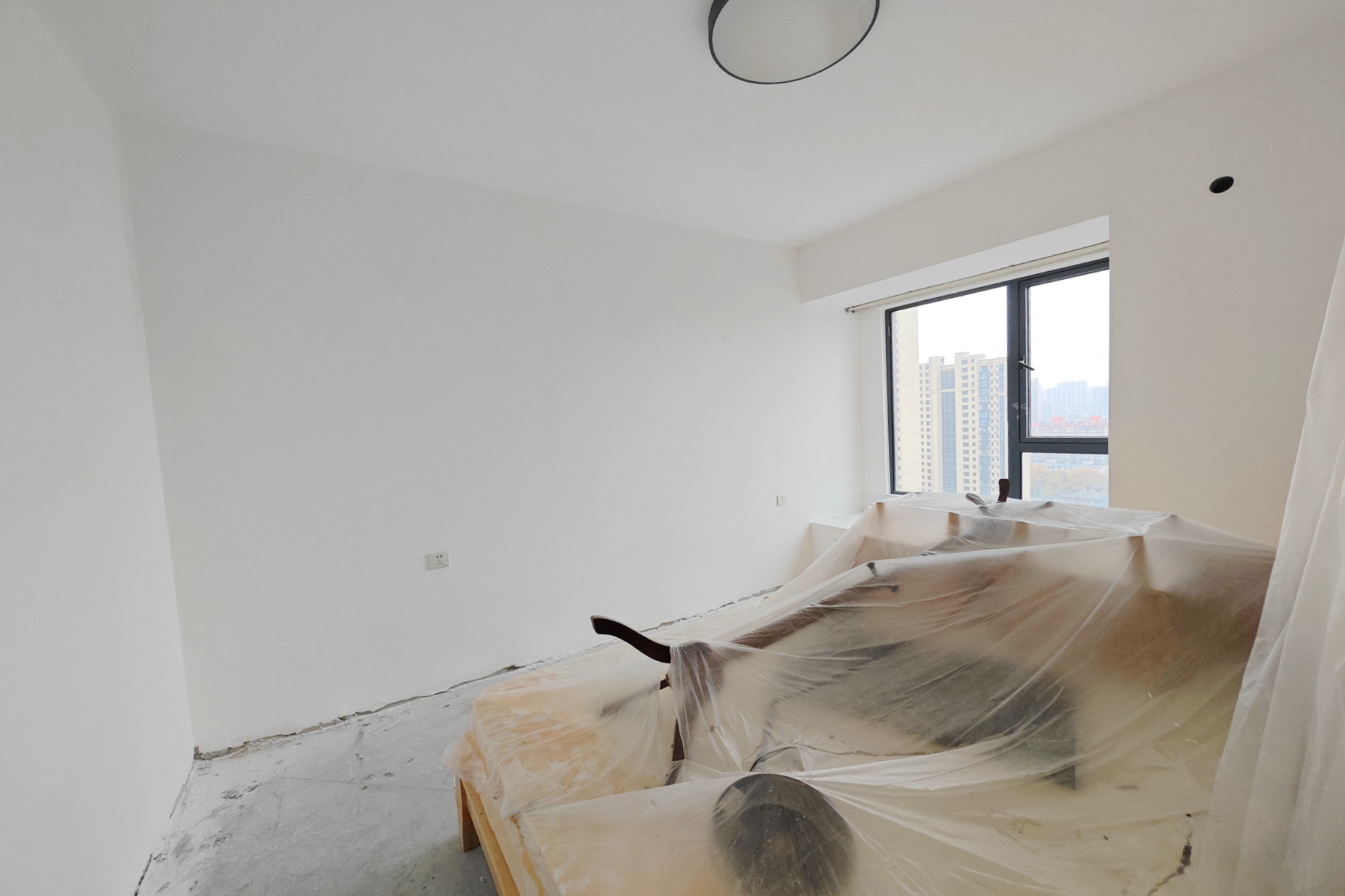 建发中央悦府  3室2厅2卫   132.00万卧室