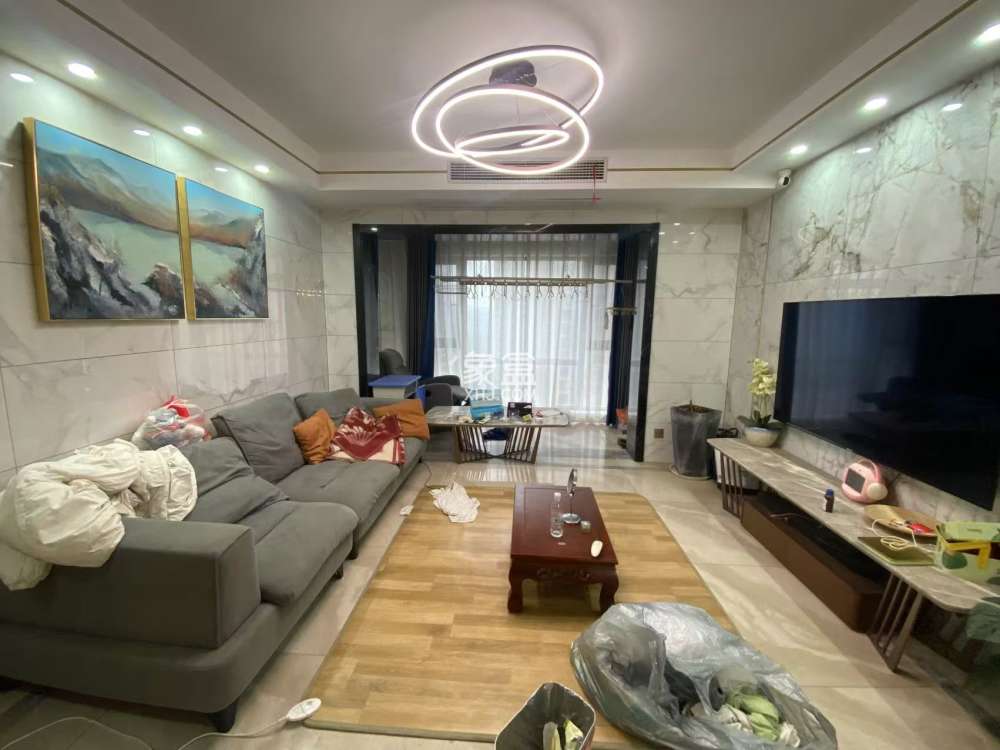 中建御山和苑  3室2厅2卫   85.00万