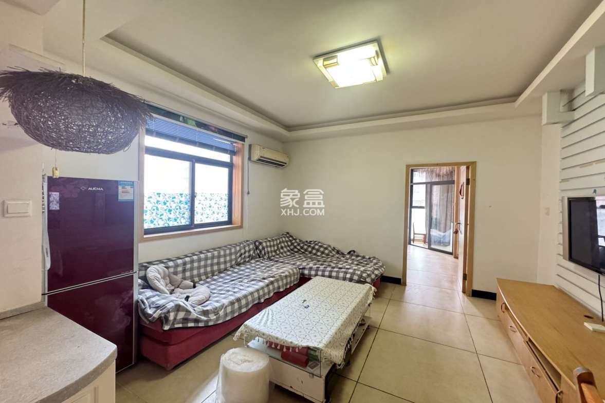 恒盛世家  1室1厅1卫    1600.0元/月 恒盛世家  1室1厅1卫    1600.0元/月室内图