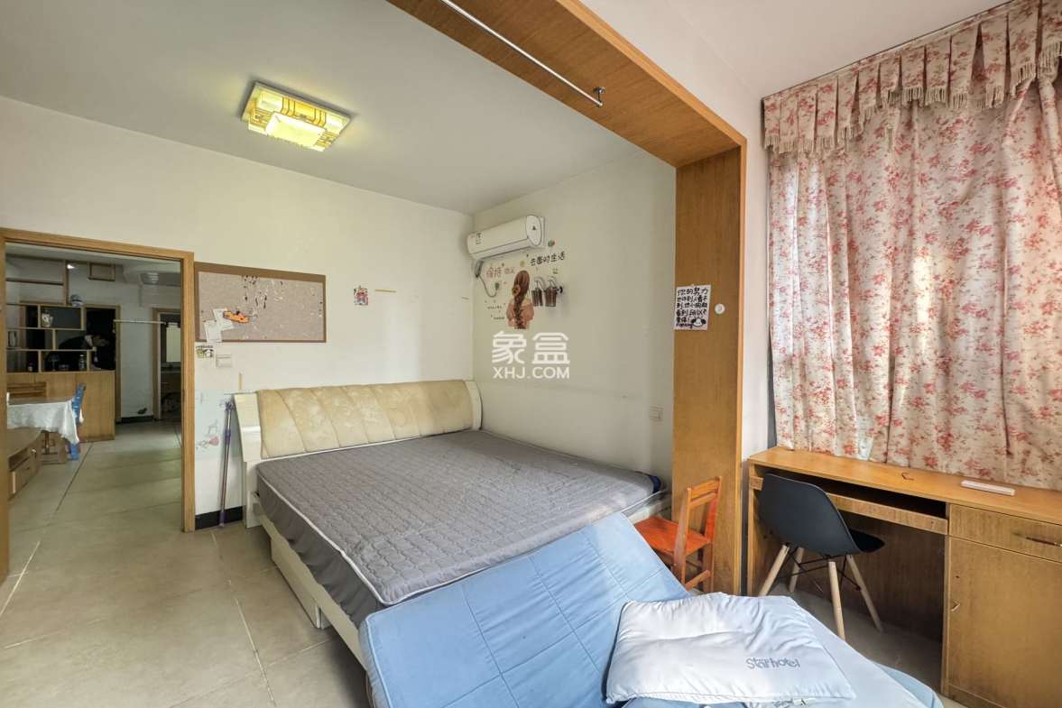 恒盛世家  1室1厅1卫    1600.0元/月 恒盛世家  1室1厅1卫    1600.0元/月室内图