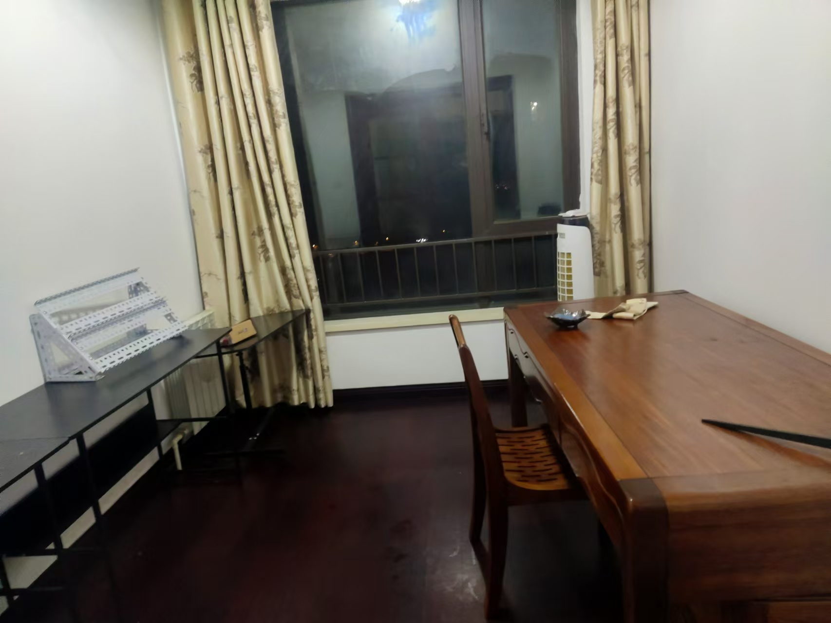 中海国际二期  4室2厅2卫    2400.0元/月 中海国际二期  4室2厅2卫    2400.0元/月室内图