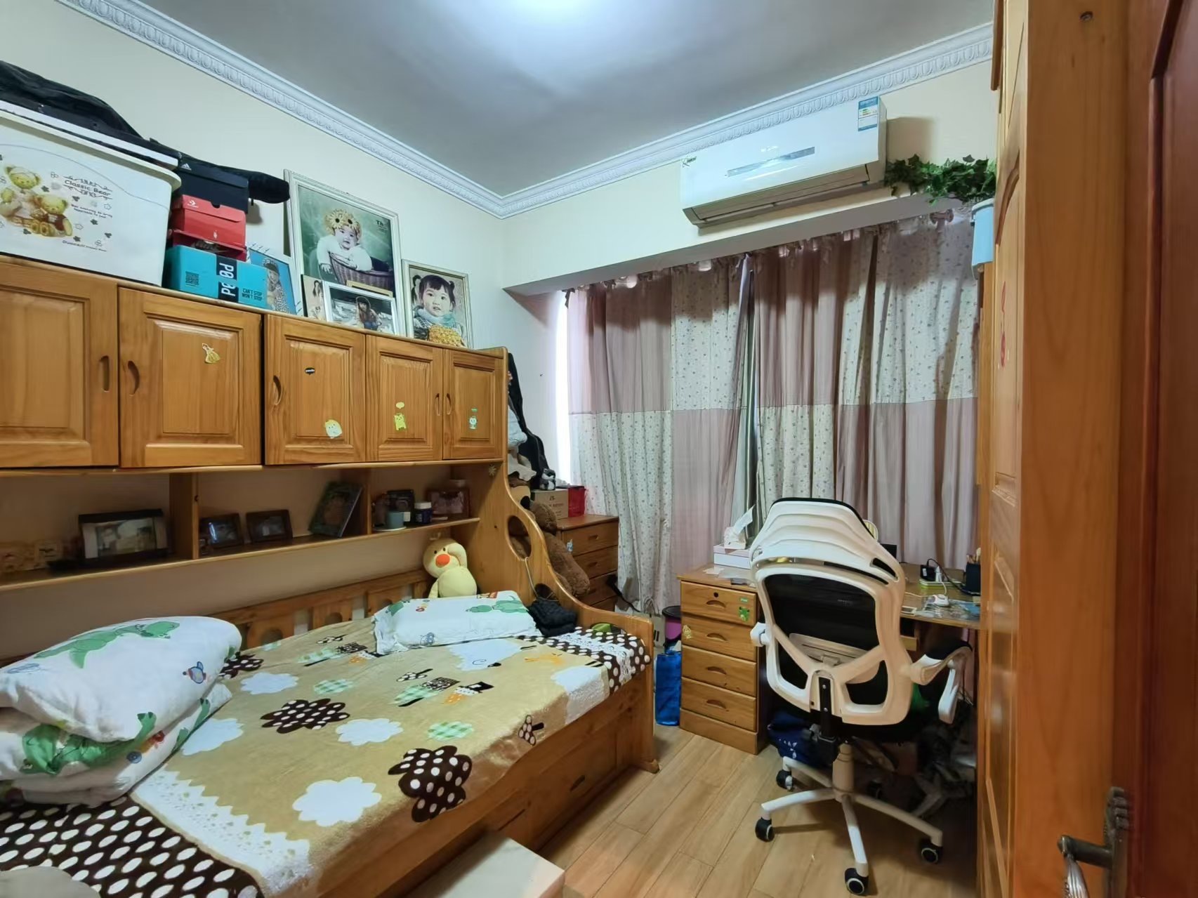 紫金名门  3室2厅1卫    52.8万 紫金名门  3室2厅1卫    52.8万室内图