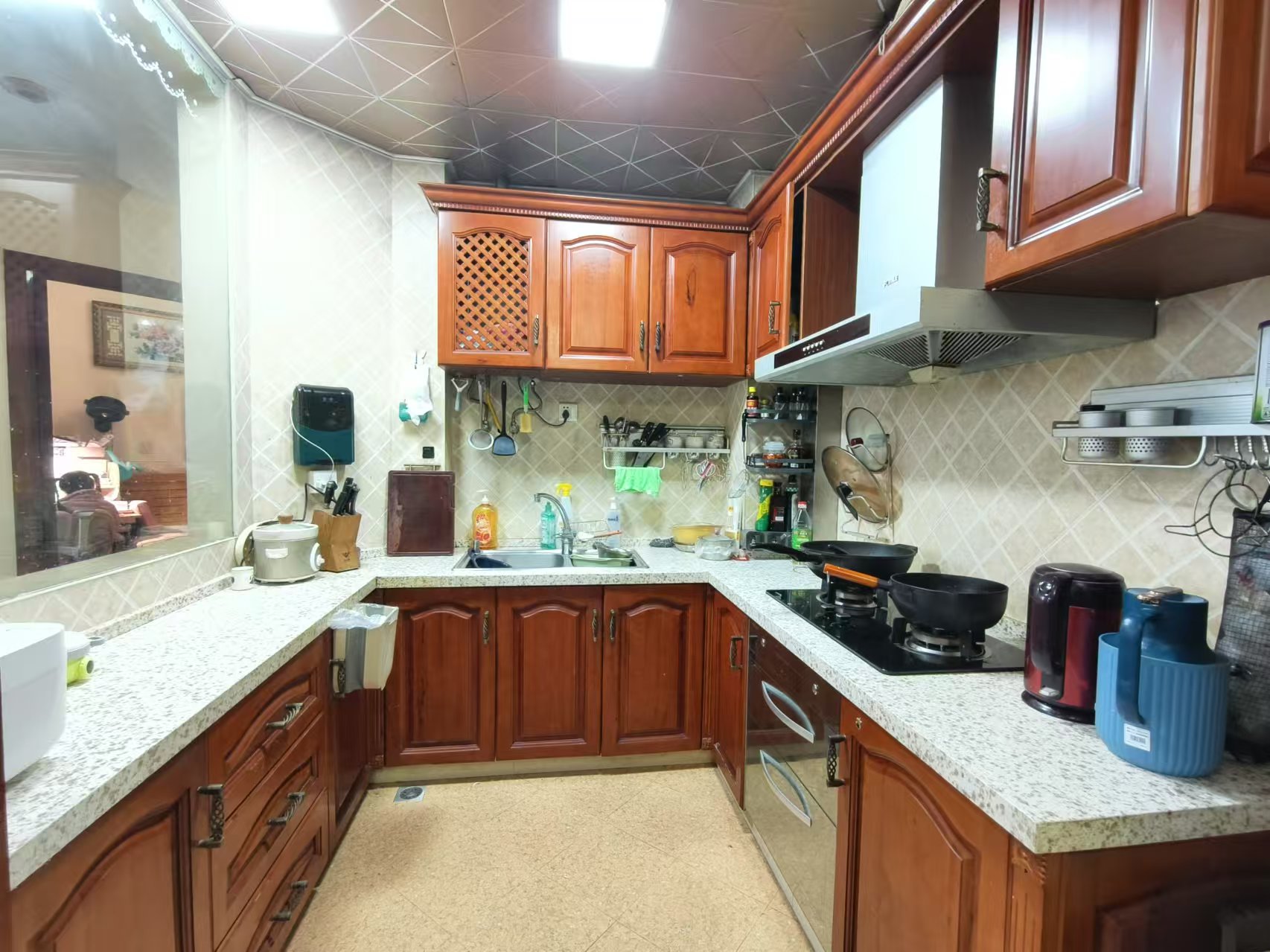 紫金名门  3室2厅1卫    52.8万 紫金名门  3室2厅1卫    52.8万室内图